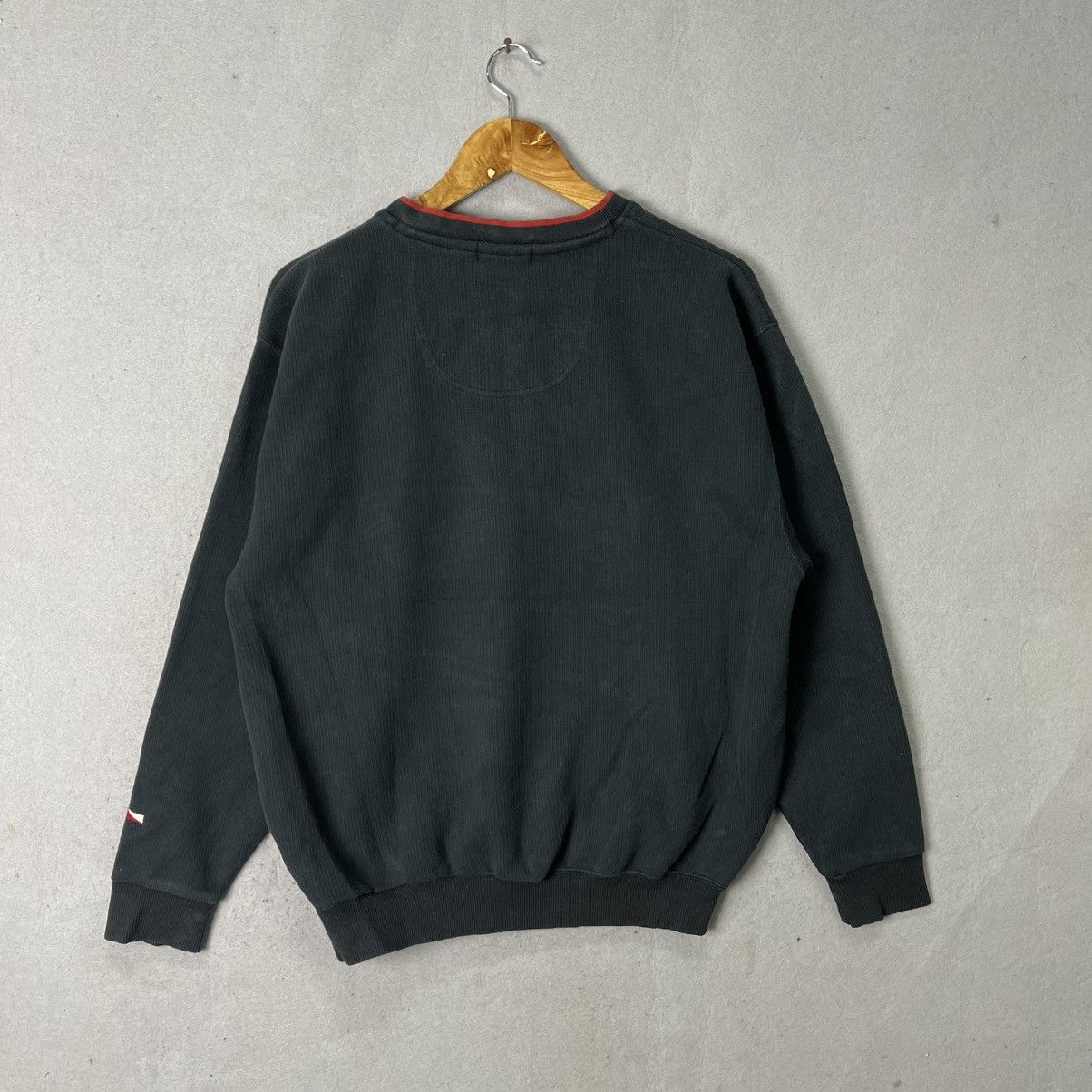 Spalding Spalding Half Zip Sweatshirt Black Red Size M Vintage Size US M / EU 48-50 / 2 - 6 Thumbnail