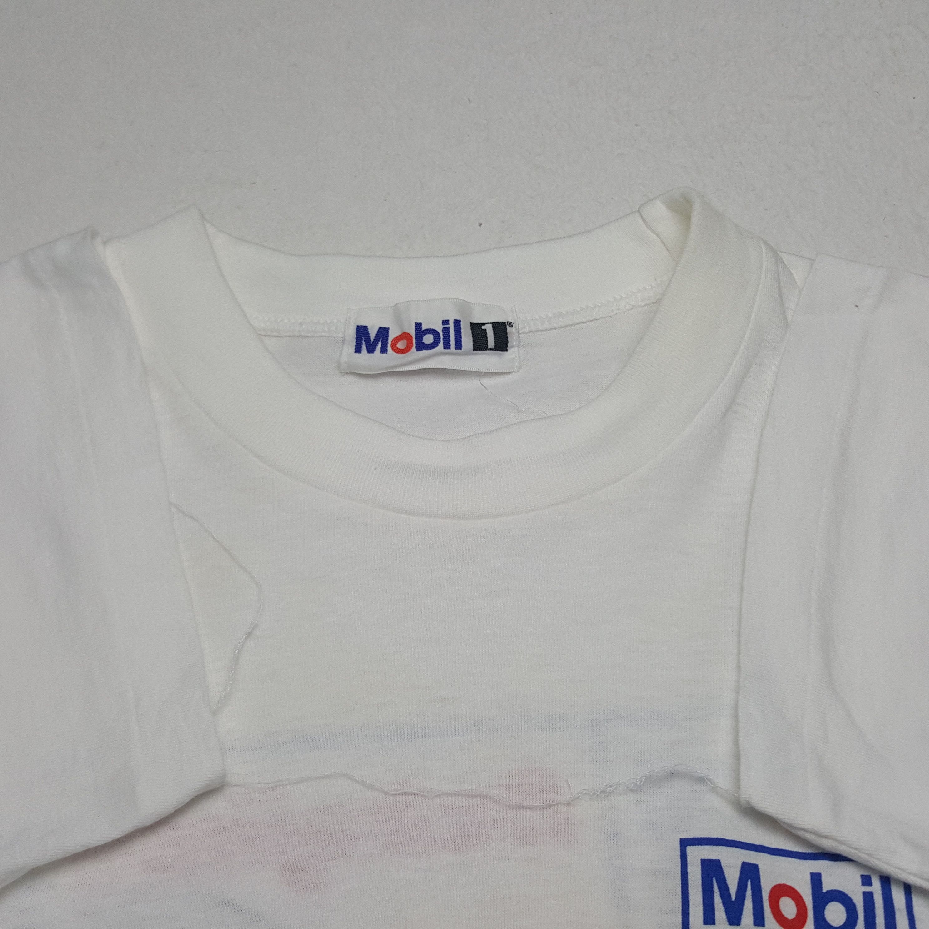 Japanese Brand × Vintage Vintage Mobil 1 Nakajima Racing NSX Japanese Honda Tshirt Size US M / EU 48-50 / 2 - 5 Thumbnail