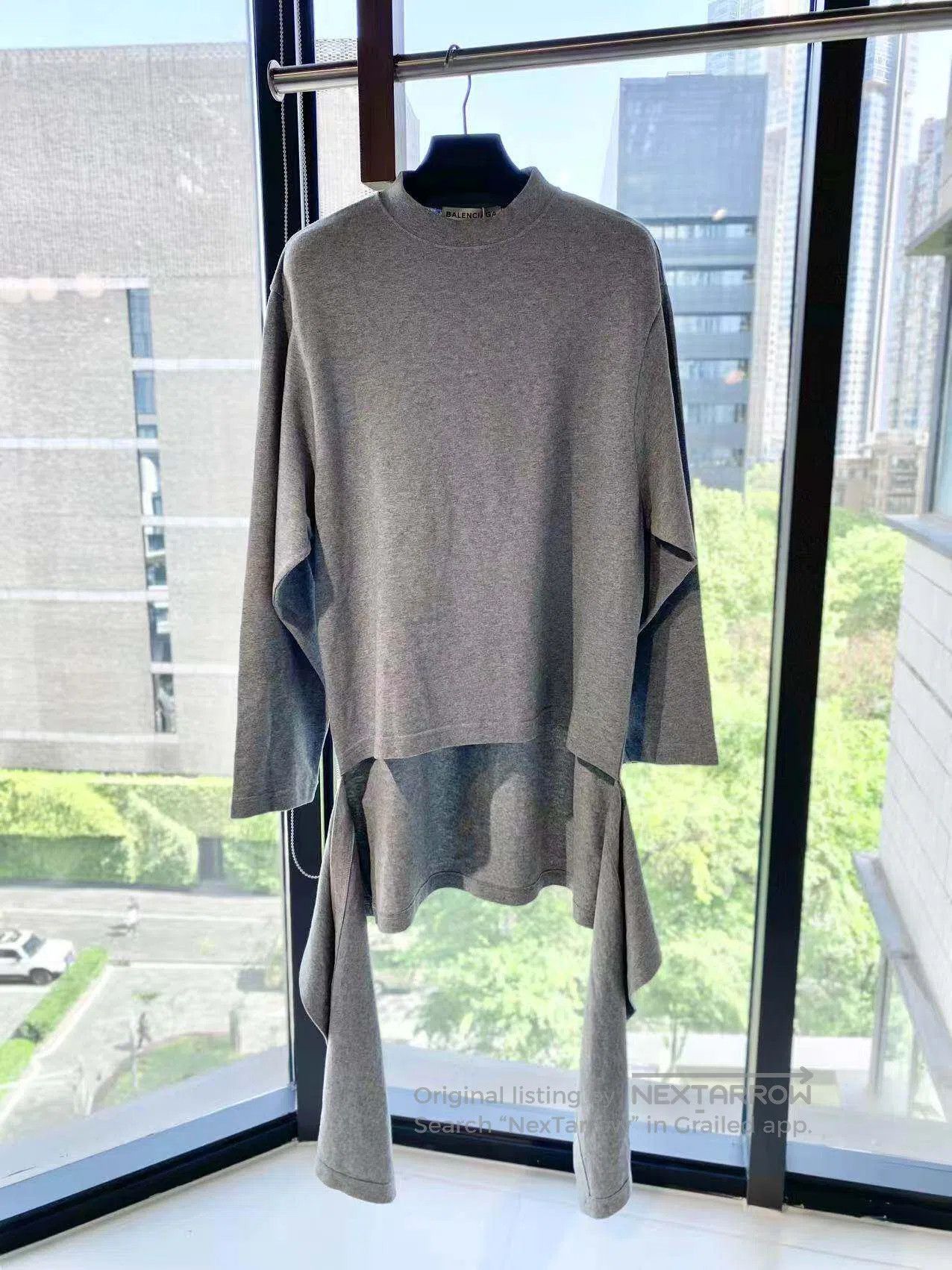 Balenciaga Balenciaga Round neck long sleeve T-shirt| Size S / US 4 / IT 40 - 2 Thumbnail