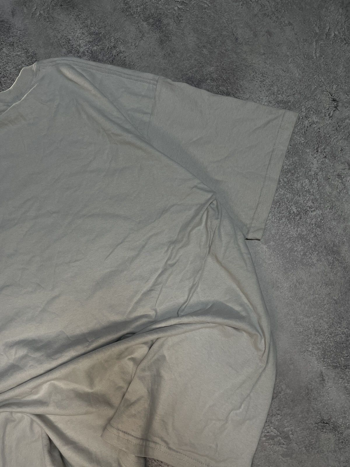 Band Tees Vintage RHCP Stadium Arcadium Rock Tour Band Tee Size US XL / EU 56 / 4 - 8 Thumbnail