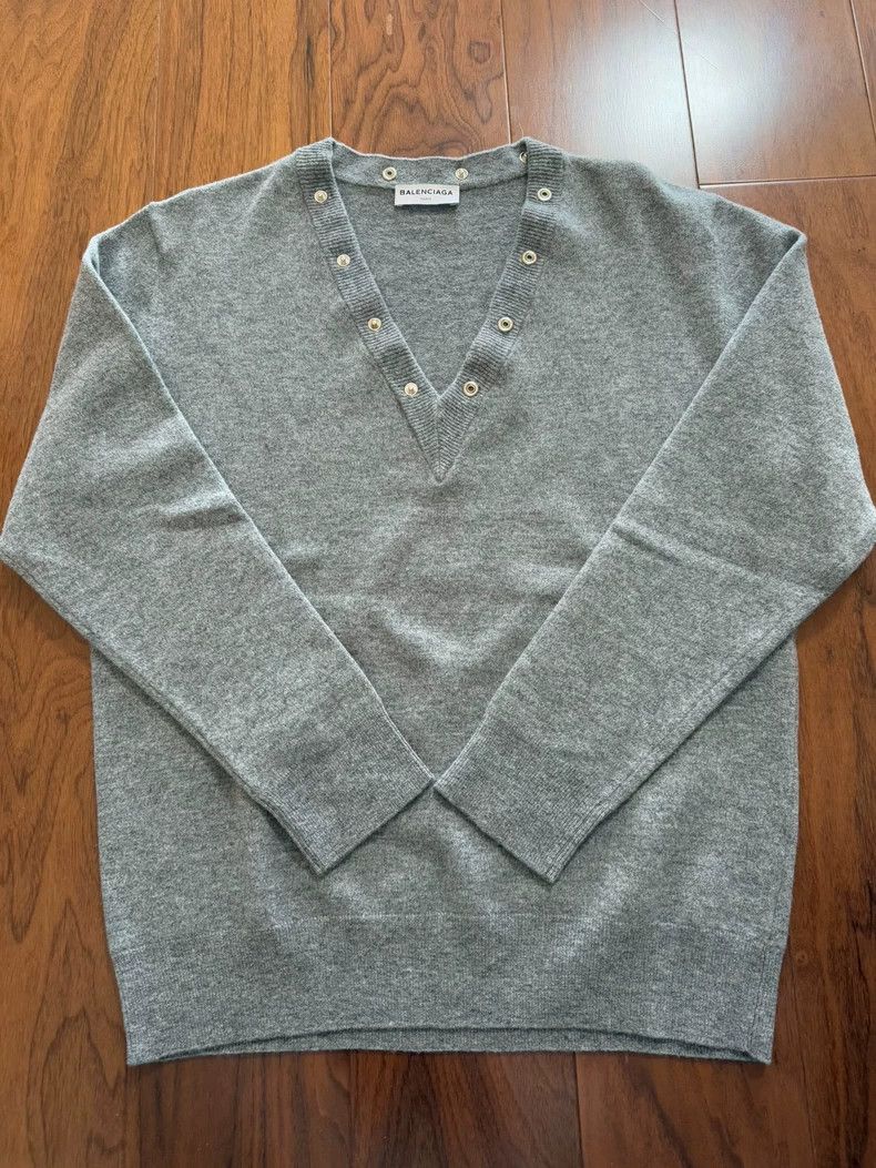 Balenciaga Balenciaga Woollen sweater 2501-Nextarrow Size US XXS / EU 40 - 4 Thumbnail