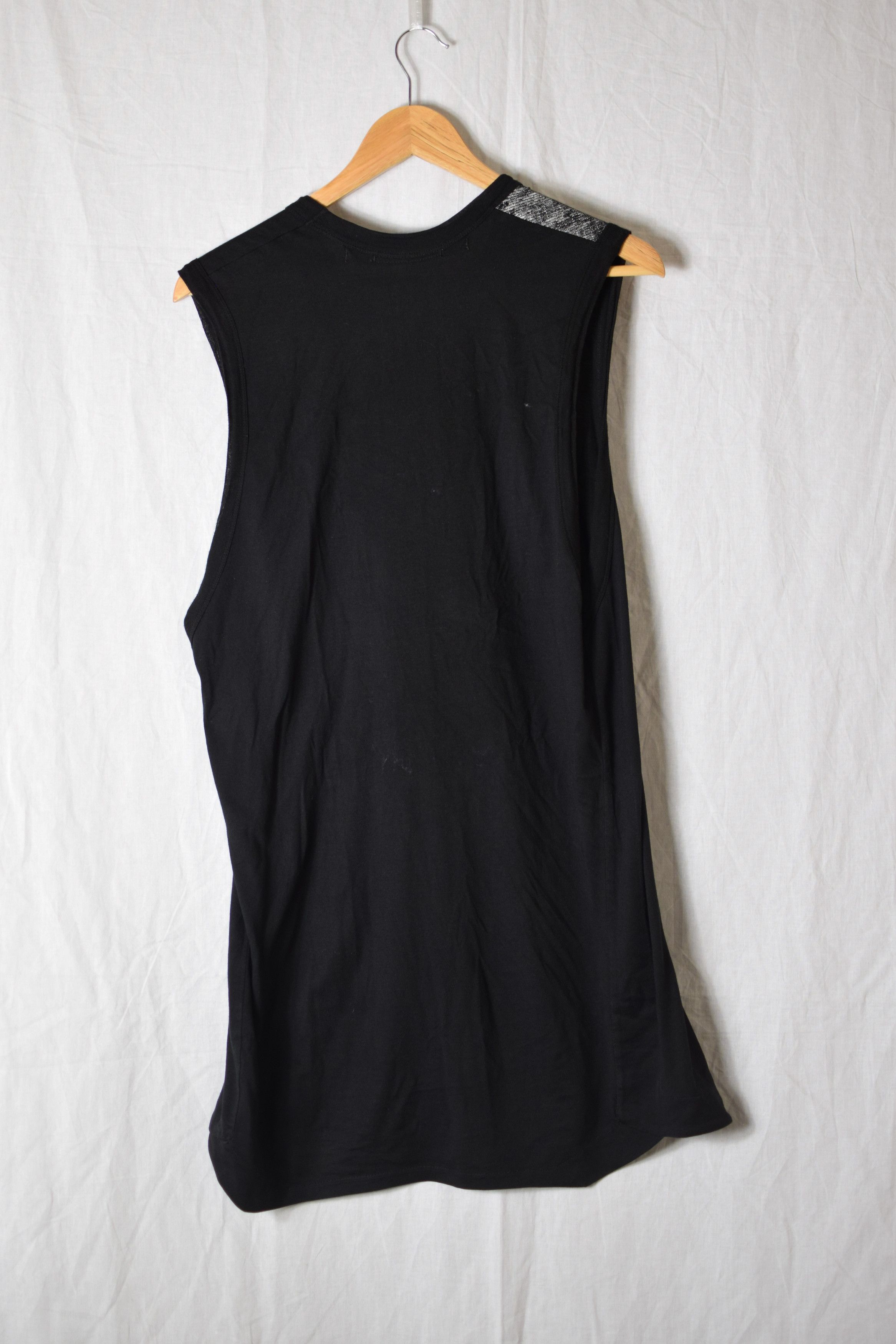 Julius FINAL DROP - Julius SS15 Prism Graphic Tank - 507CPM52 Size US M / EU 48-50 / 2 - 3 Thumbnail