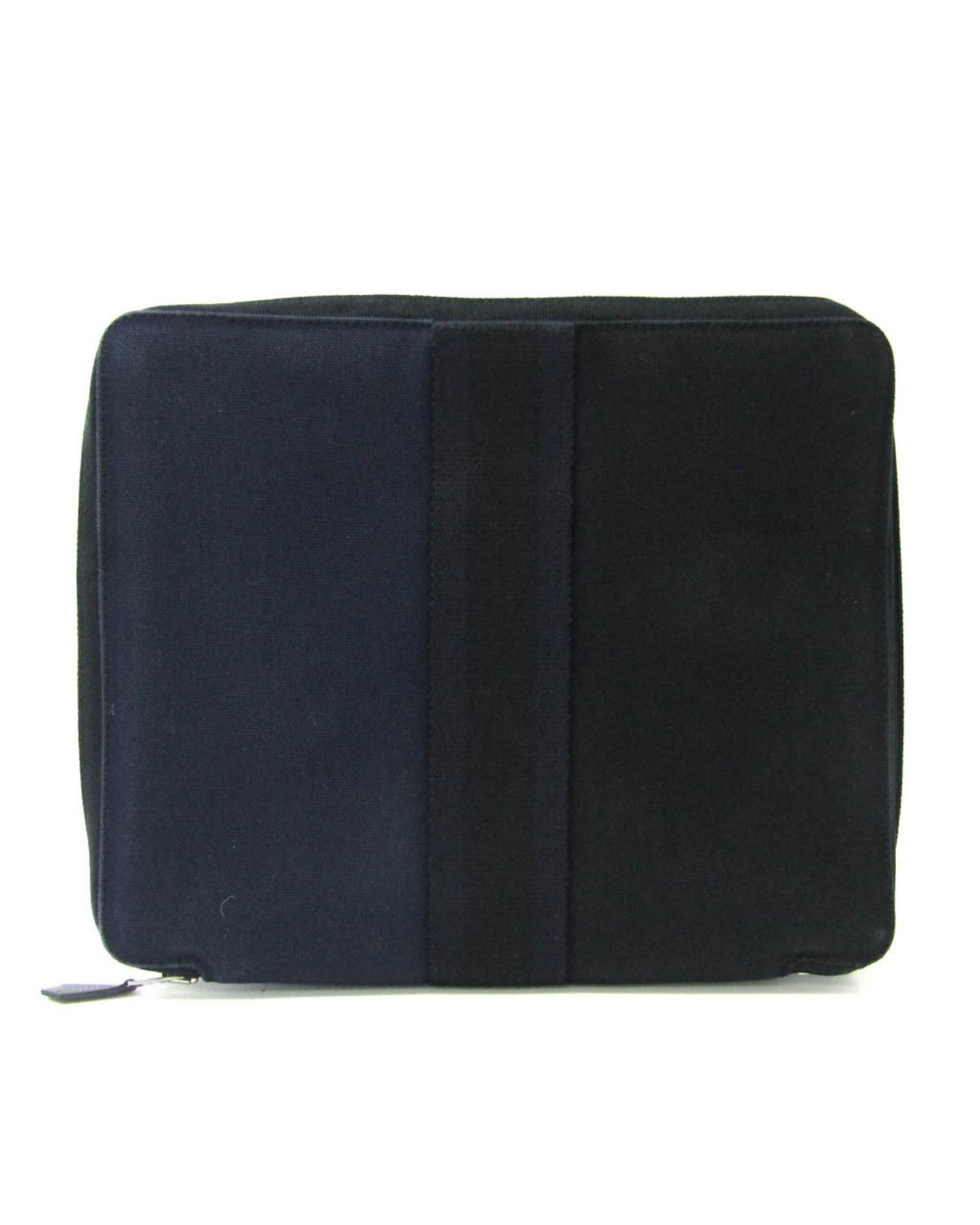 image of Versatile Hermes Fourre Tout Clutch Bag in Black, Women's