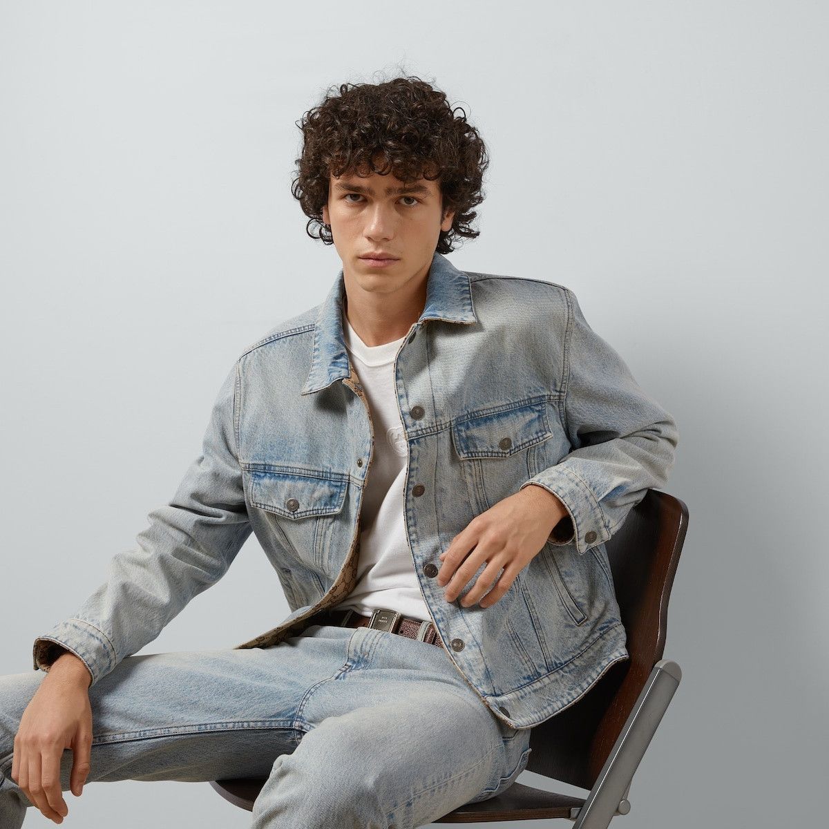 Gucci oc11z1025 Reversible Denim Jacket in Light Blue Size US M / EU 48-50 / 2 - 6 Thumbnail