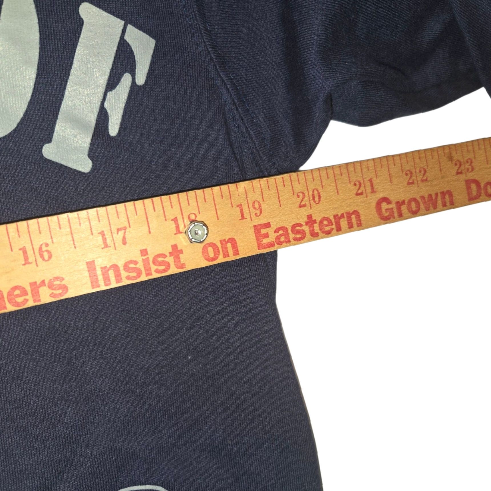 Wilson VINTAGE Property Of Wilson Athletics V Neck Baseball T Shirt Size Medium Blue NWT Size US M / EU 48-50 / 2 - 5 Thumbnail