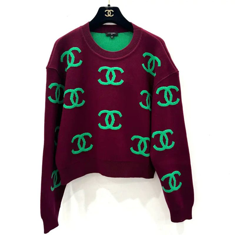 Chanel Chanel Green Logo Sweater in Burgundy 0089 Size M / US 6-8 / IT 42-44 - 1 Thumbnail