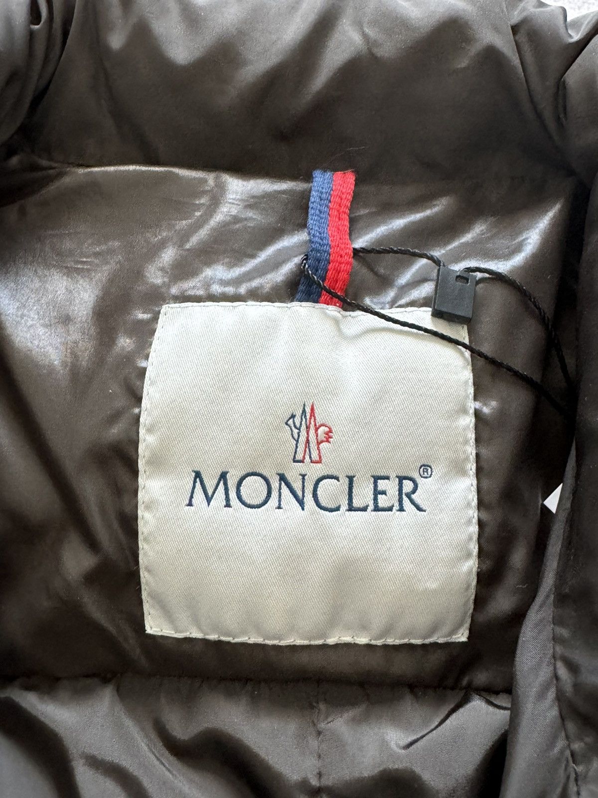 Moncler Millais puffer jacket