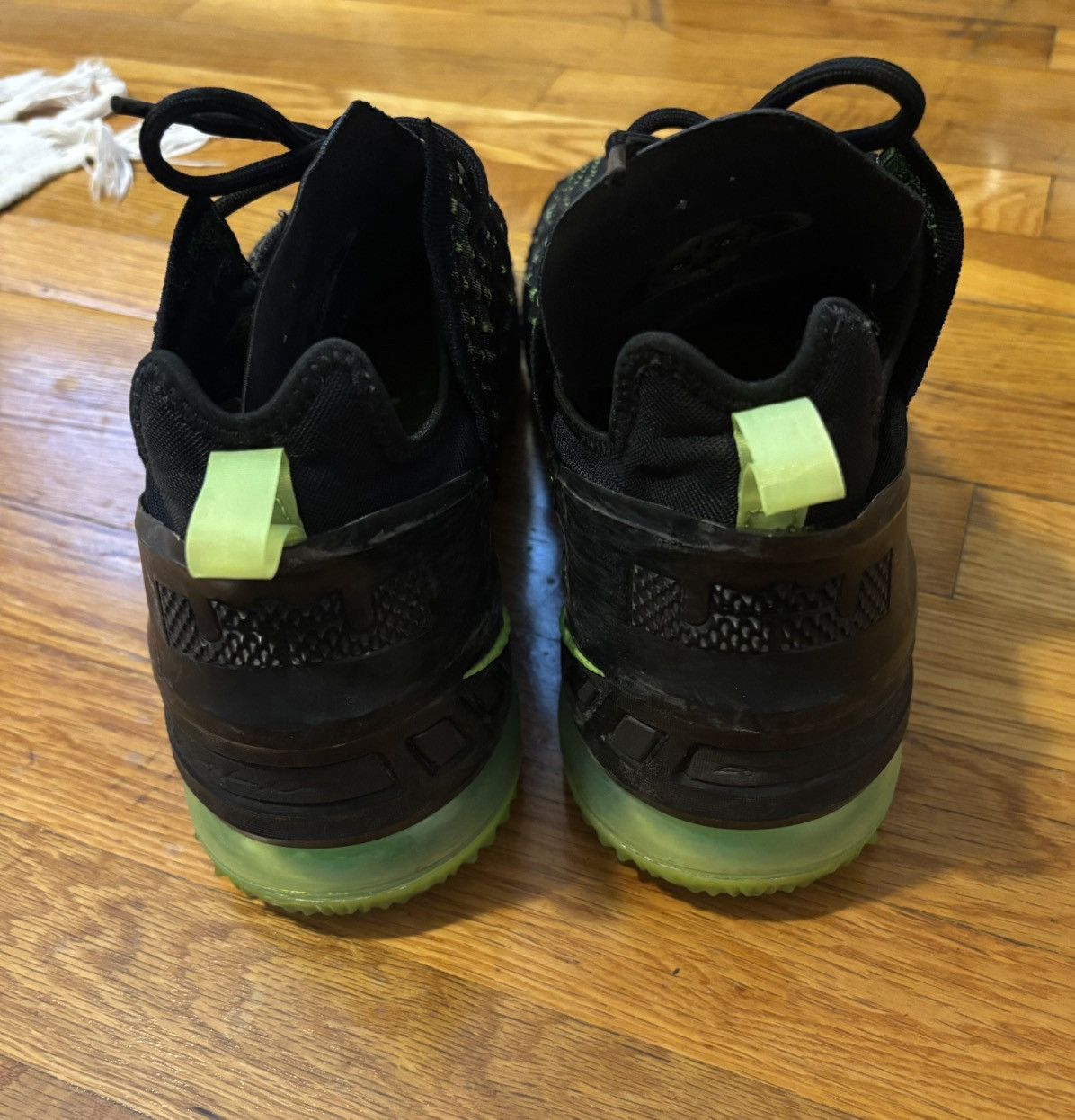 Nike Nike LeBron 18 Dunkman Size US 11 / EU 44 - 4 Thumbnail