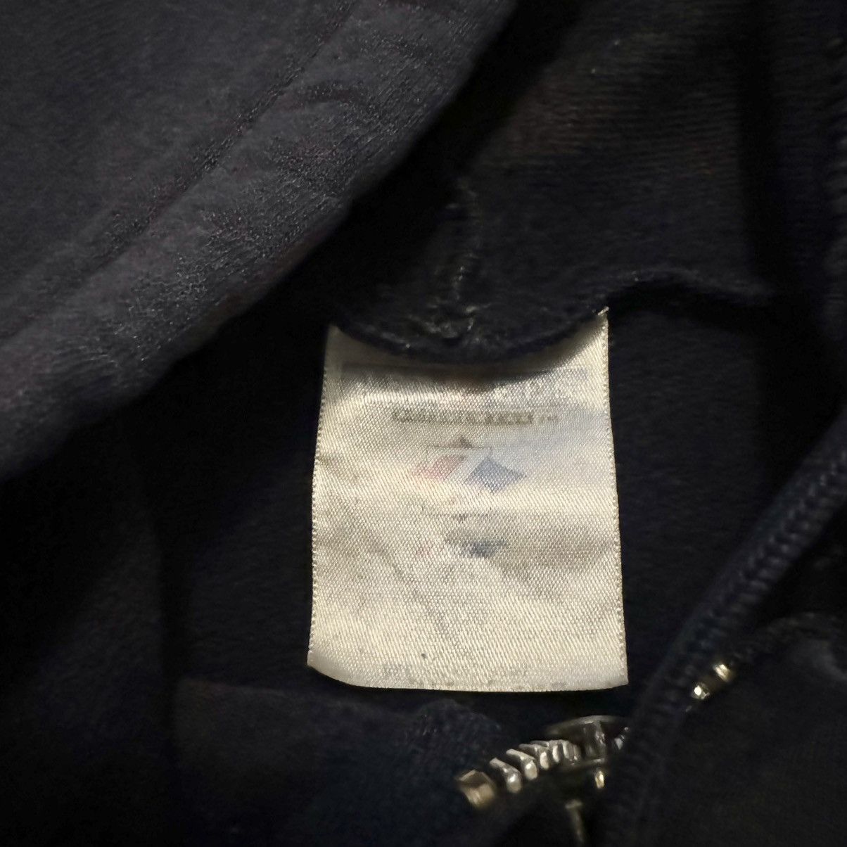 Jerzees × Vintage VINTAGE NAVY FADE JERZEES HOODIE! Size US XL / EU 56 / 4 - 6 Thumbnail