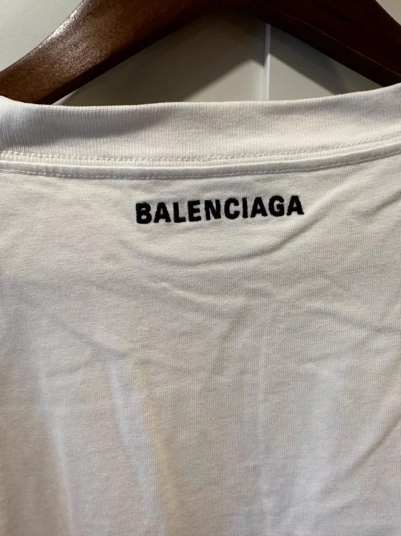 Balenciaga Balenciaga Back logo, front smiling face is luminous coati Size US XS / EU 42 / 0 - 5 Thumbnail