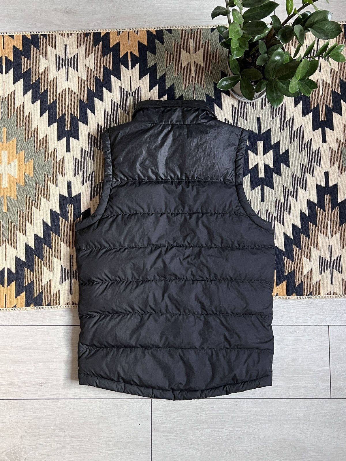 Nike Vintage Nike Drill Y2k Puffer Vest Size US M / EU 48-50 / 2 - 10 Thumbnail