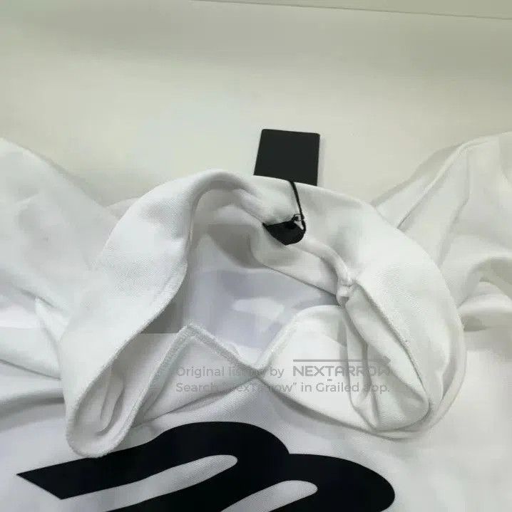 Balenciaga Balenciaga Skiwear V-Neck Long Sleeve T-Shirt. Size US XS / EU 42 / 0 - 1 Thumbnail