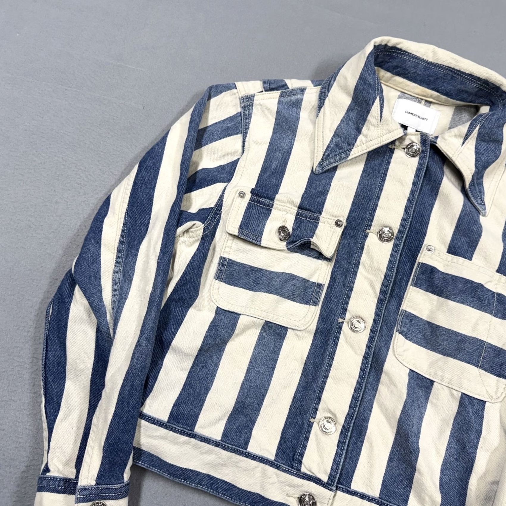 Vintage Current/Elliott Jacket Womens 0 Blue Striped Denim Cropped Button Front Jacket Size XS / US 0-2 / IT 36-38 - 2 Thumbnail