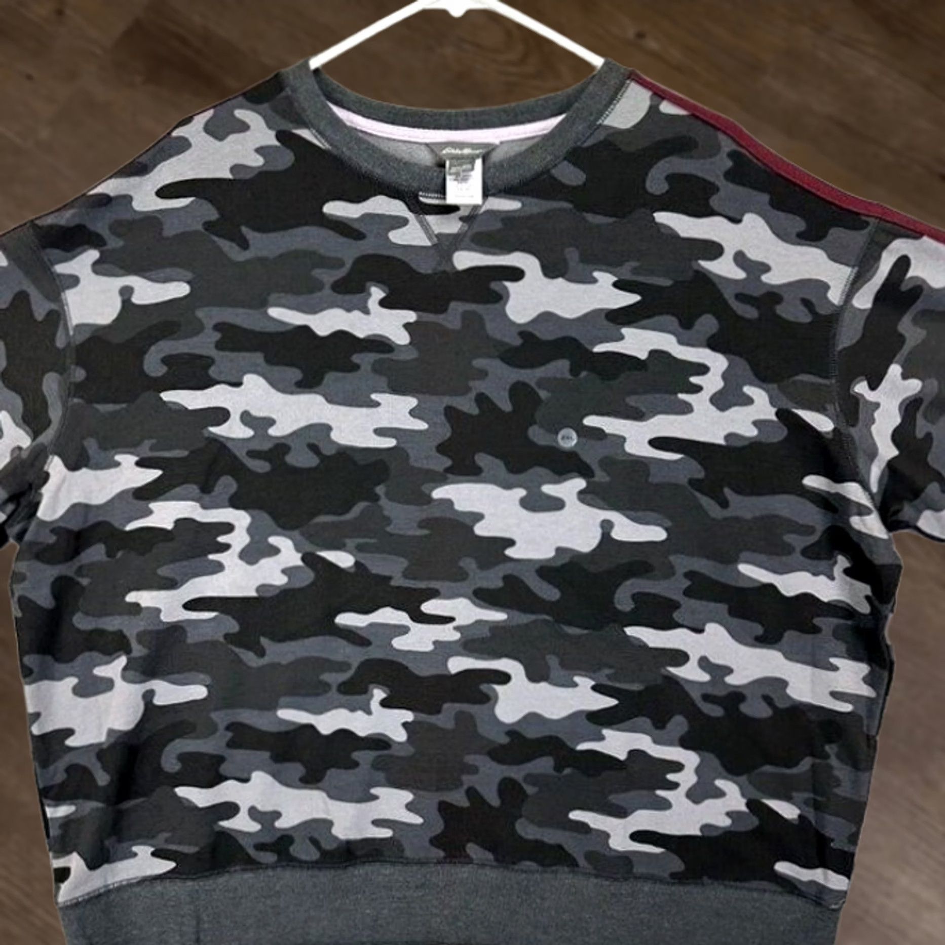 Eddie Bauer VINTAGE? No. Eddie Bauer Camouflage Sweatshirt Womens 2XL Grey Crew Neck Pullover Ladies NEW Size XXL / US 16-18 / IT 52-54 - 1 Thumbnail
