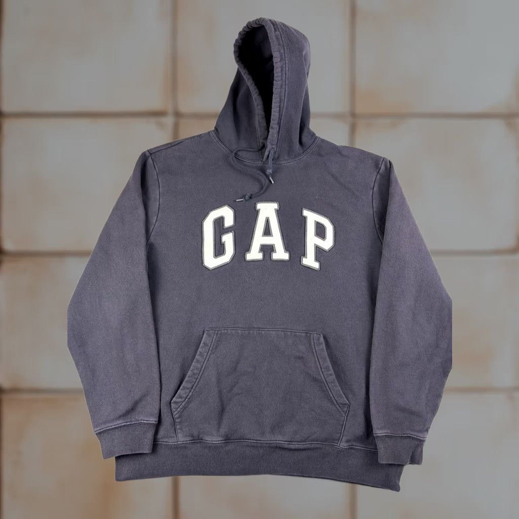 Gap VINTAGE Gap Sweatshirt Men’s XL Navy Blue Hoodie Logo Embroidered Crew Neck Pullover Sweatshirt 90s Sports Logo Men XL Blue Size US XL / EU 56 / 4 - 1 Thumbnail