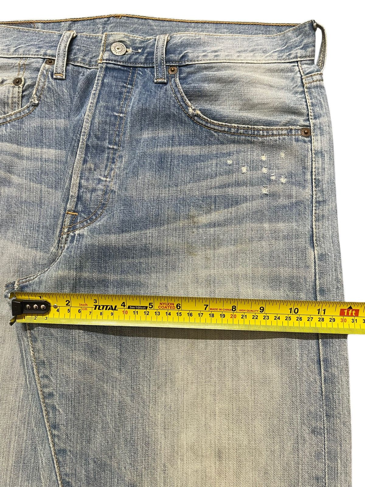 Levi's Vintage 90s Levis 501 Light Blue Faded Wash Distress Loose Size US 32 / EU 48 - 16 Thumbnail