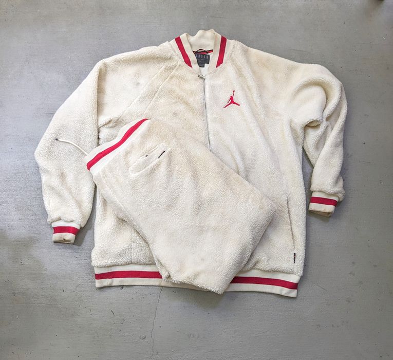 Jordan best sale brand sweatsuit