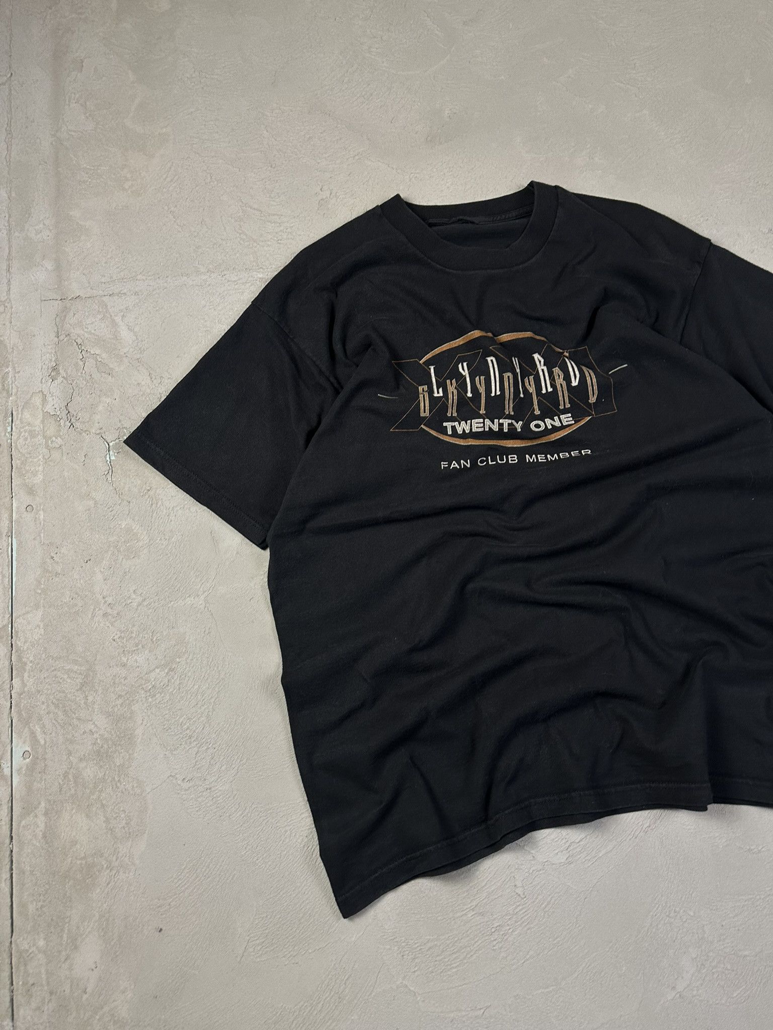 Band Tees 90s Vintage Lynyrd Skynyrd Fanclub Rock Band T-shirt Size US XL / EU 56 / 4 - 2 Thumbnail