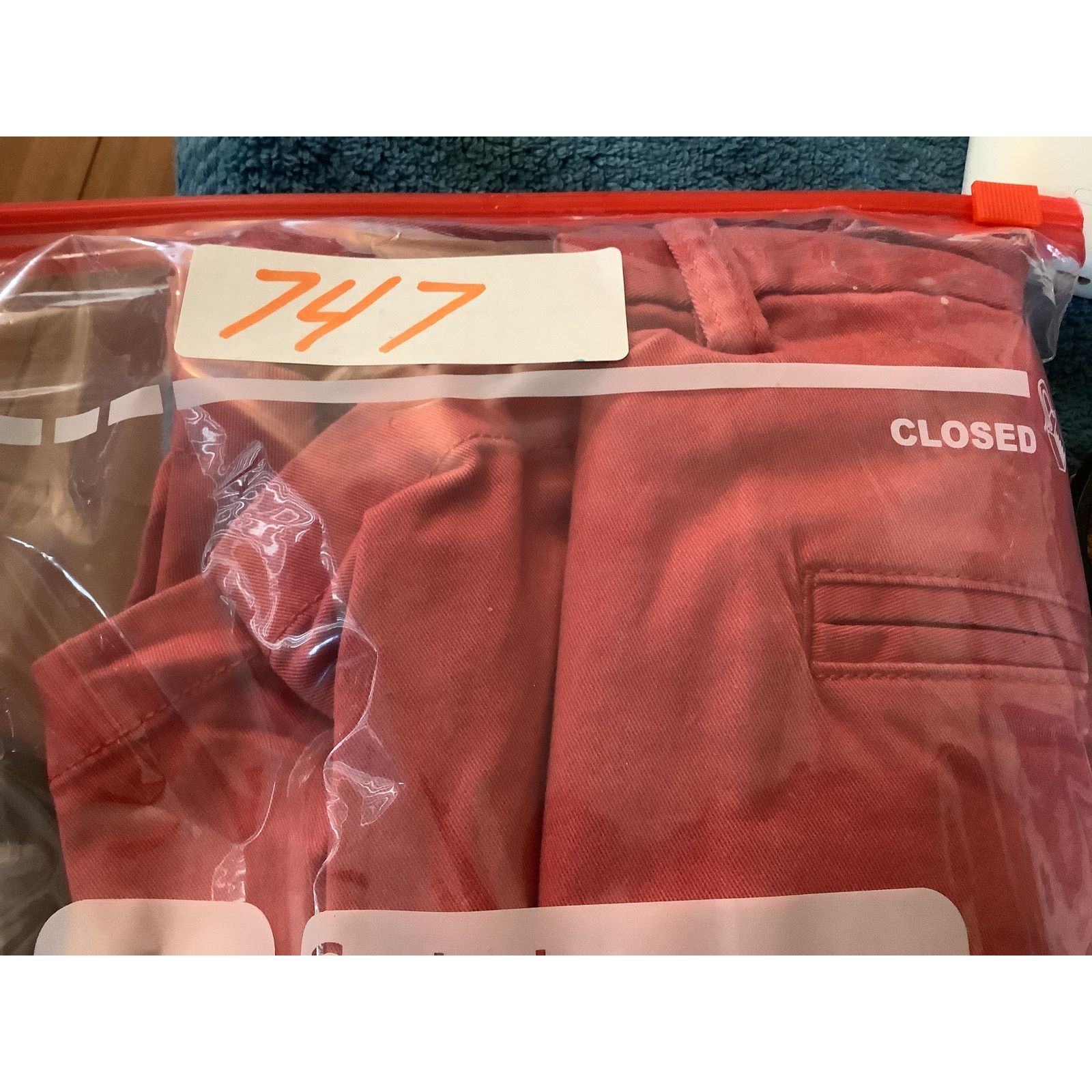 Old Navy OLD NAVY Ultimate Slim Shorts Men’s 40 Berry Red Rn# 54023 Size US 40 / EU 56 - 8 Thumbnail