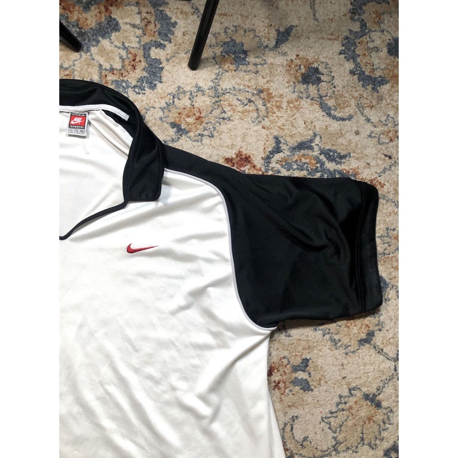 Nike VINTAGE Nike Team Sports V Neck Logo Polo Shirt Mens 2XL White Black Nike Dri-FIT Polo Size US XXL / EU 58 / 5 - 4 Thumbnail