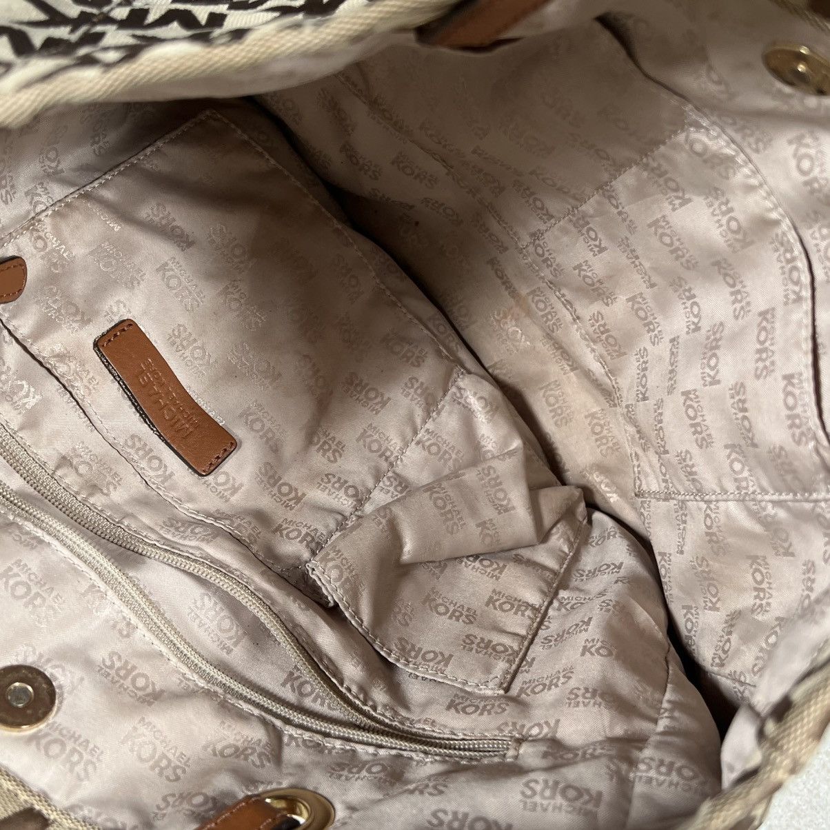 Michael Kors MICHAEL Michael Kors Tote Bag Large Beige Mocha Canvas Logo Size ONE SIZE - 5 Thumbnail