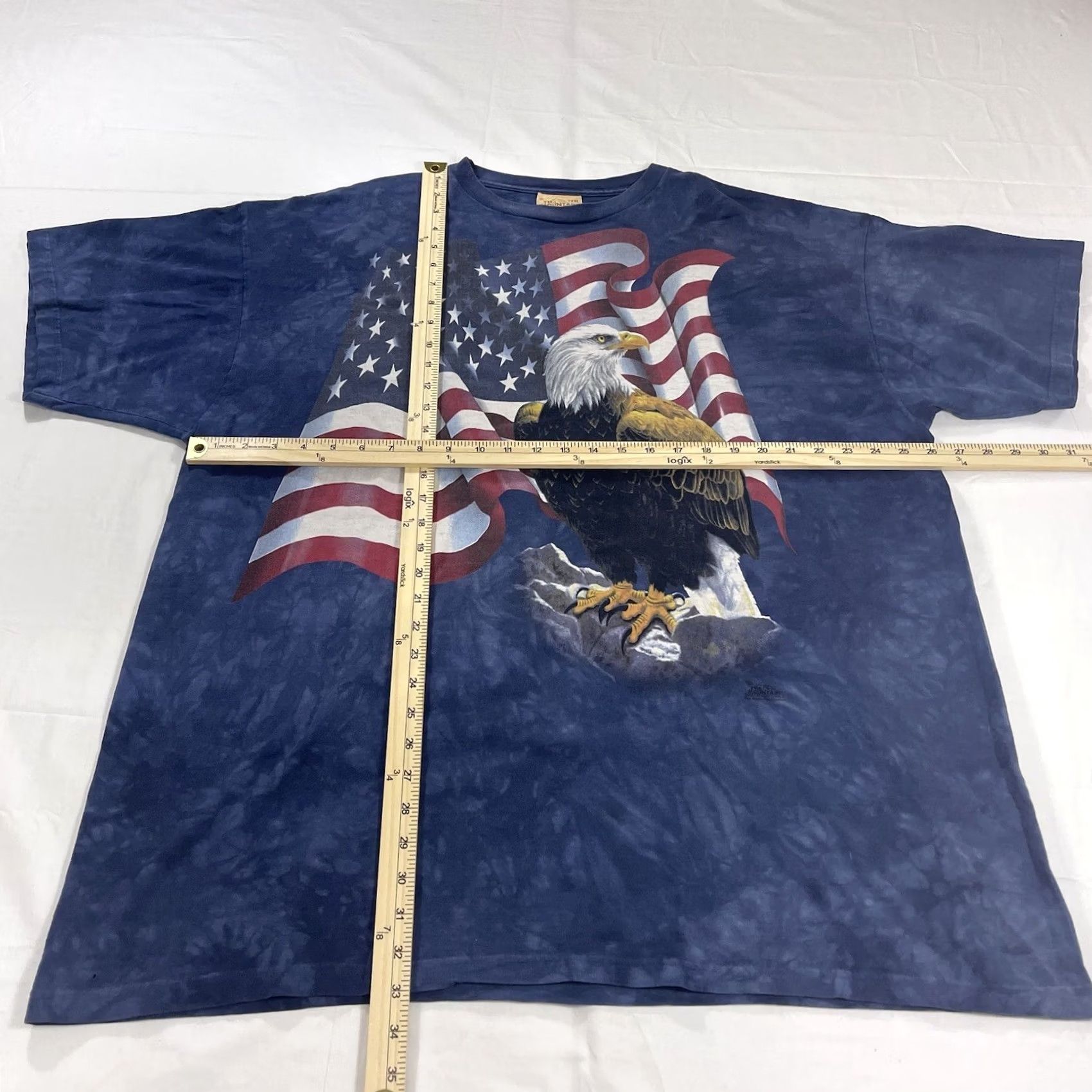 The Mountain VINTAGE The Mountain 3XL T-Shirt Tie Dye Eagle Flag AOP 2001 Robert Copple Y2K Mens Shirt Blue 3XL Eagle Flag Vintage Autograph? Size US XXL / EU 58 / 5 - 3 Thumbnail