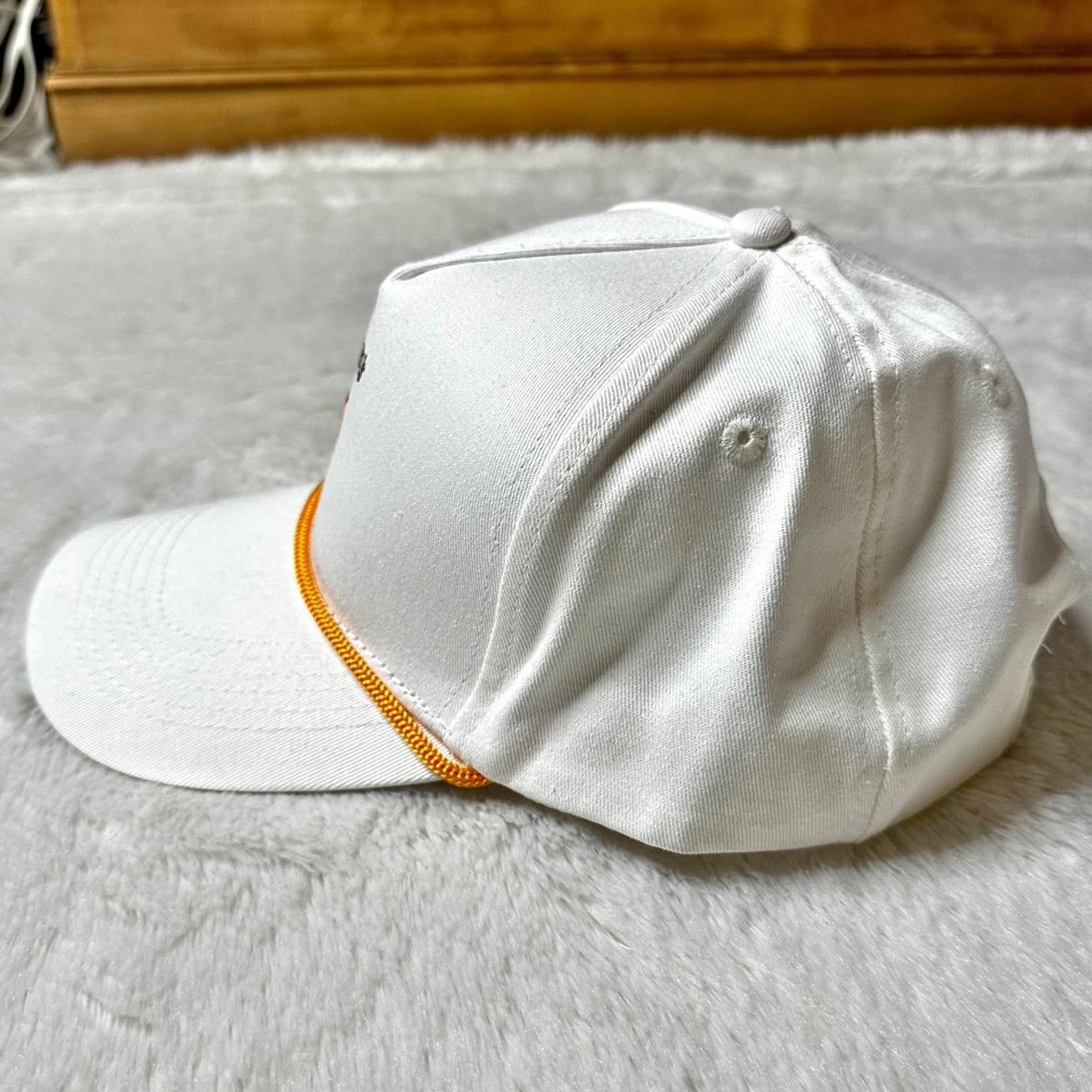 Vintage Vintage Seagram's 7 Crown Whiskey Trucker Cap White Size ONE SIZE - 4 Thumbnail