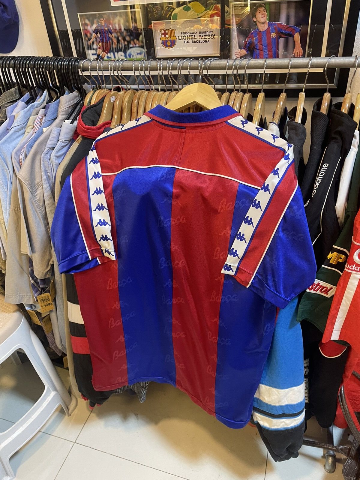 Other Vintage 1993-1994 FC Barcelona Home Kit Size US L / EU 52-54 / 3 - 3 Thumbnail
