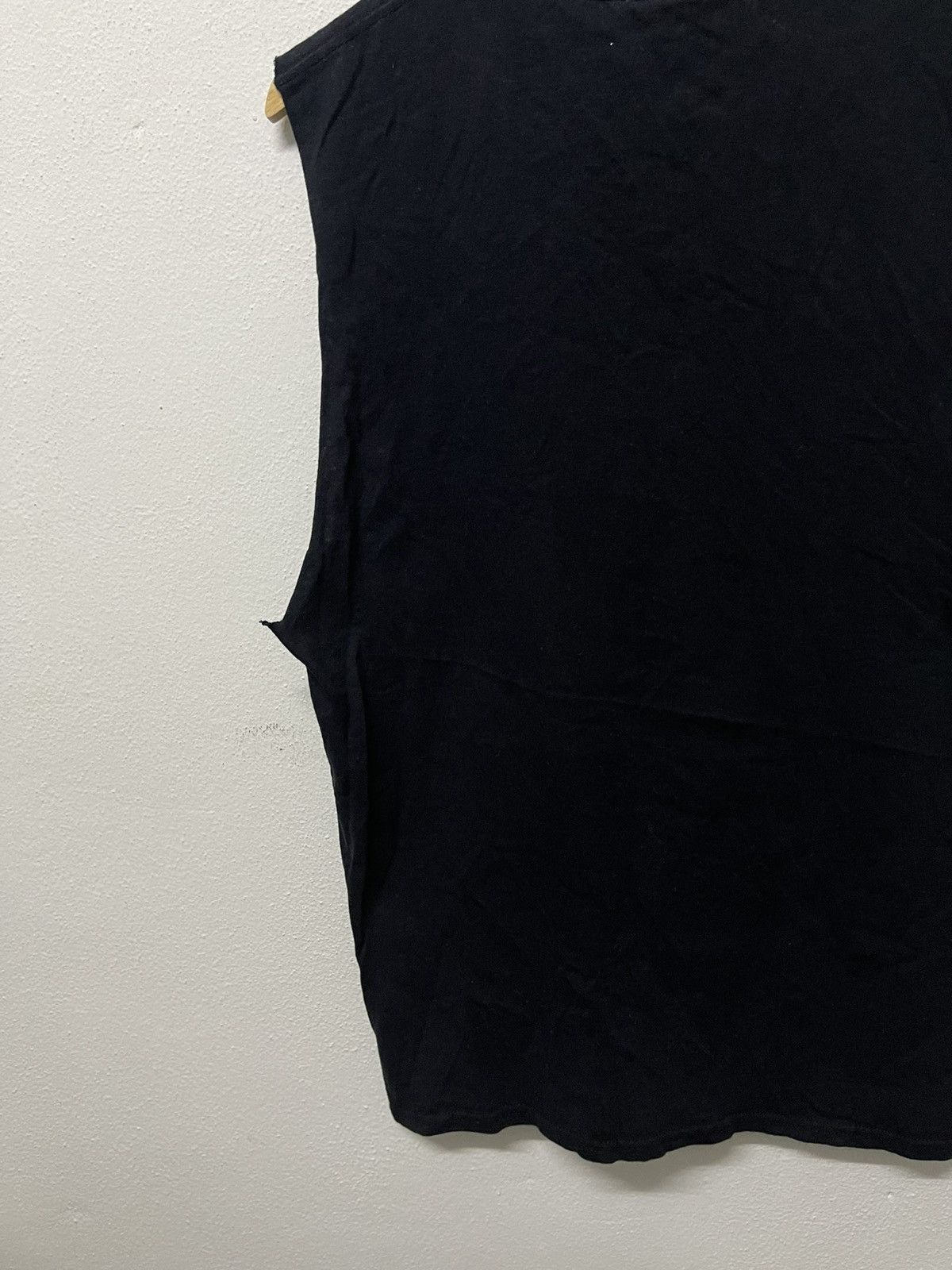 Band Tees 2000s METAL BAND SLEEVELESS SHIRT RARE Size US L / EU 52-54 / 3 - 14 Thumbnail