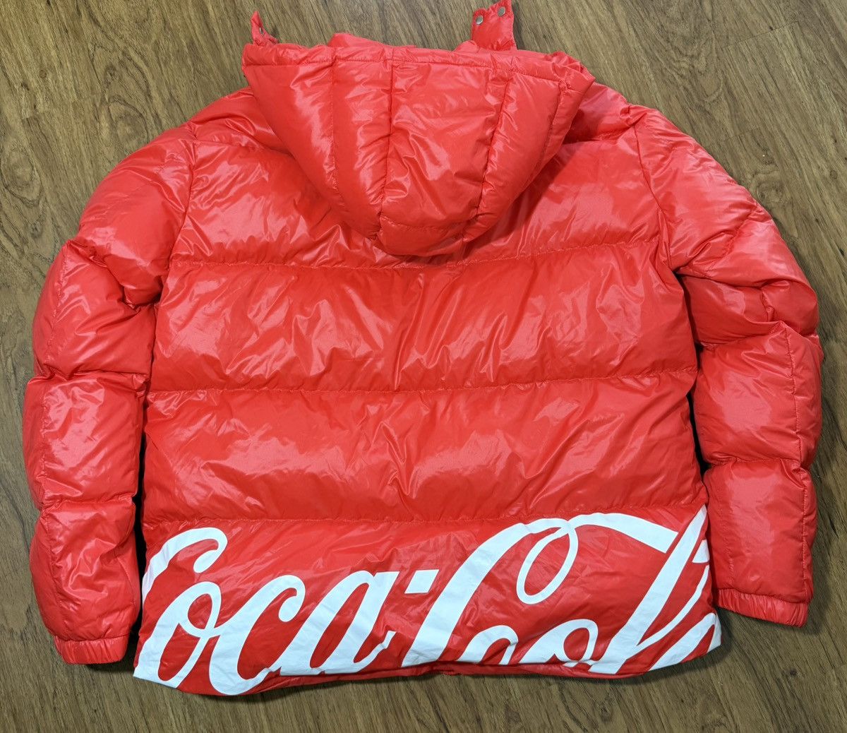 Coca Cola Limited Edition Coca Cola Red Puffer Jacket M Only 300 made Size US M / EU 48-50 / 2 - 1 Thumbnail