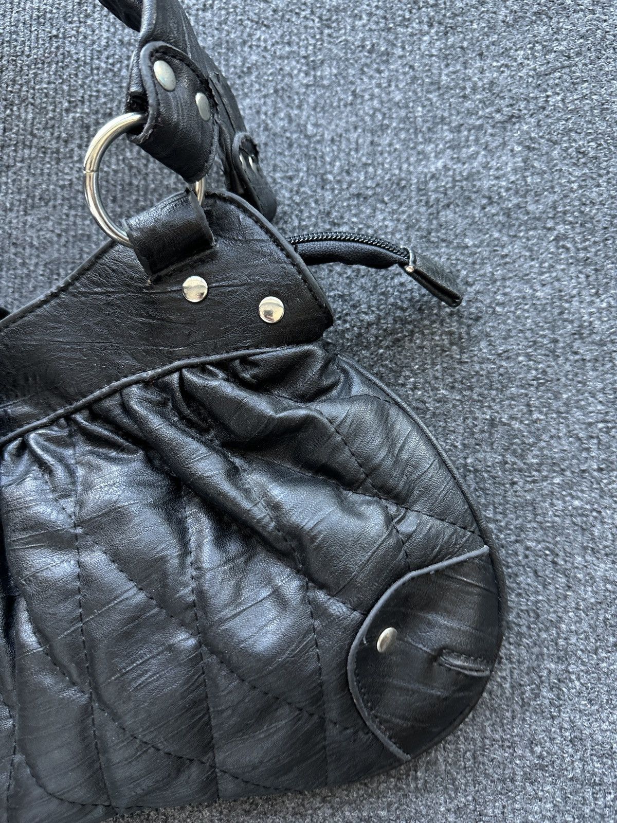 Other 🚨Y2K AVANT-GARDE 🚨mesh silver Japan style hand bag Y2K 90s Size ONE SIZE - 4 Thumbnail
