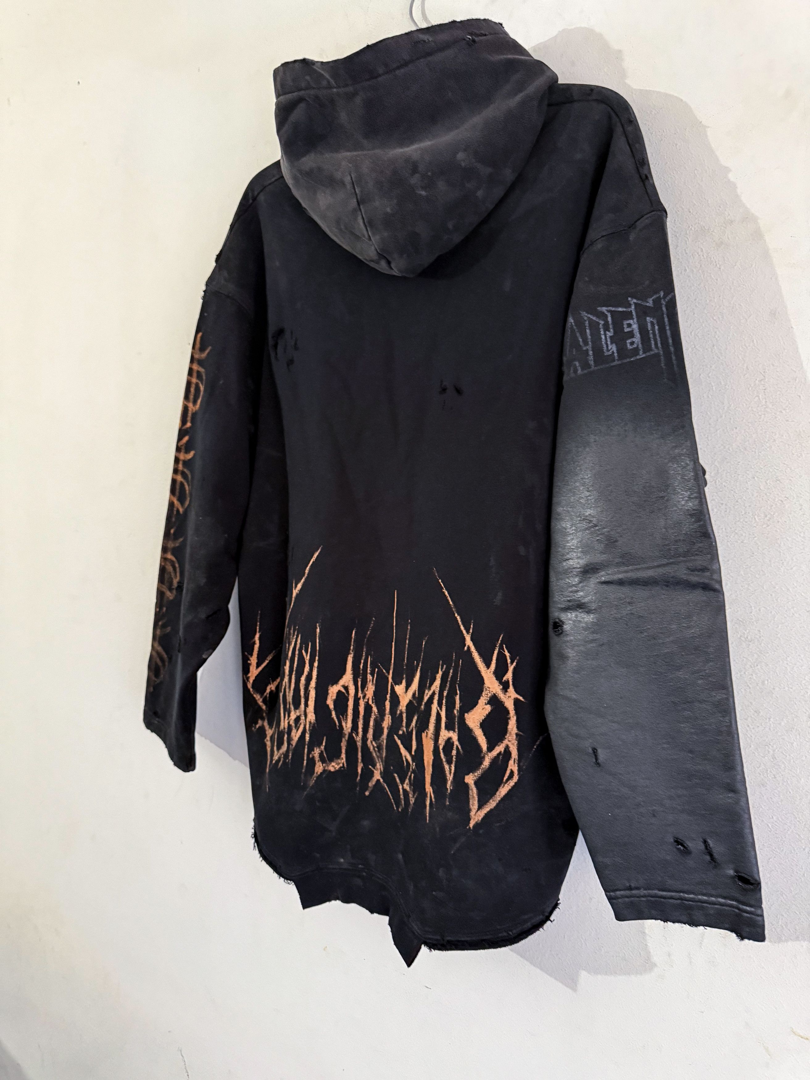 Balenciaga Oversized Distressed Printed Cotton-Jersey Hoodie Size US S / EU 44-46 / 1 - 9 Thumbnail