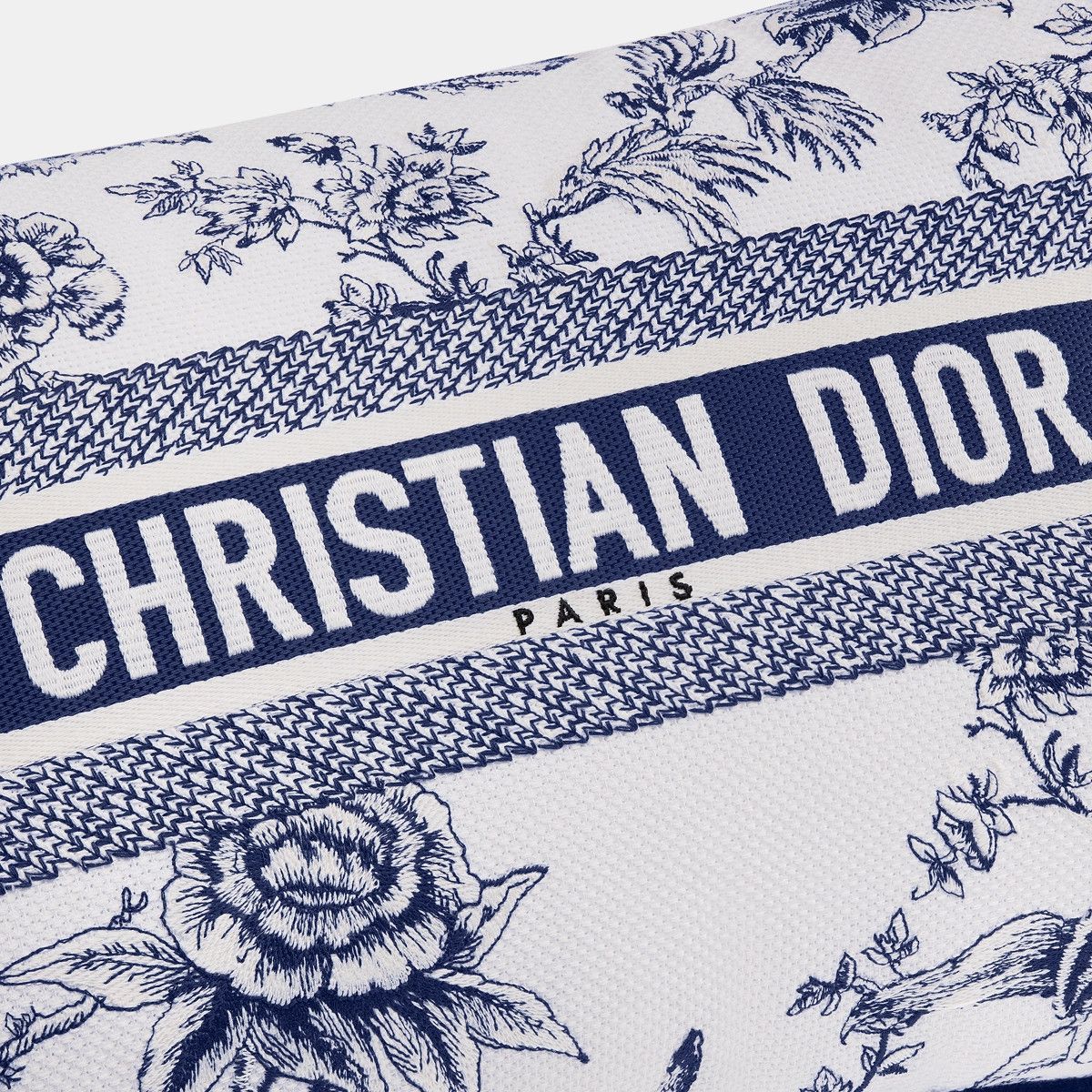 Dior o1bcso1str0624 Size: OS / Pillow in Multicolor Size ONE SIZE - 3 Thumbnail