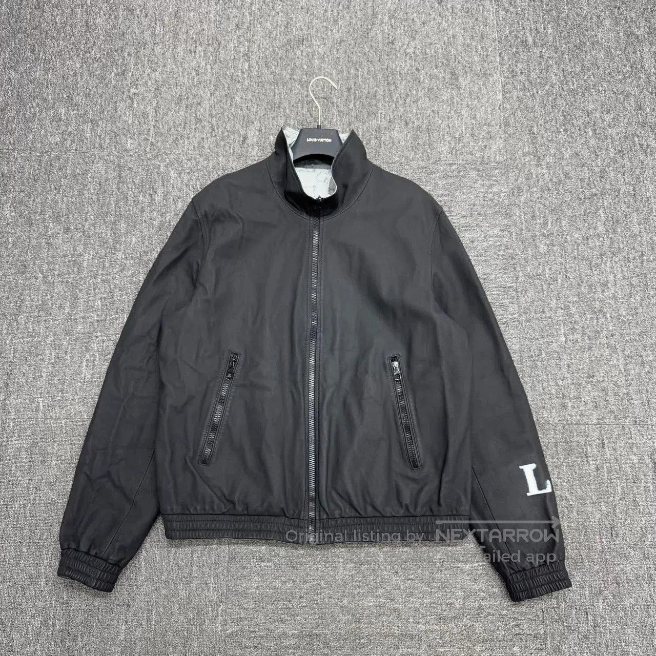 Louis Vuitton louis vuitton reversible ink flower leather jacket. Size US L / EU 52-54 / 3 - 1 Thumbnail