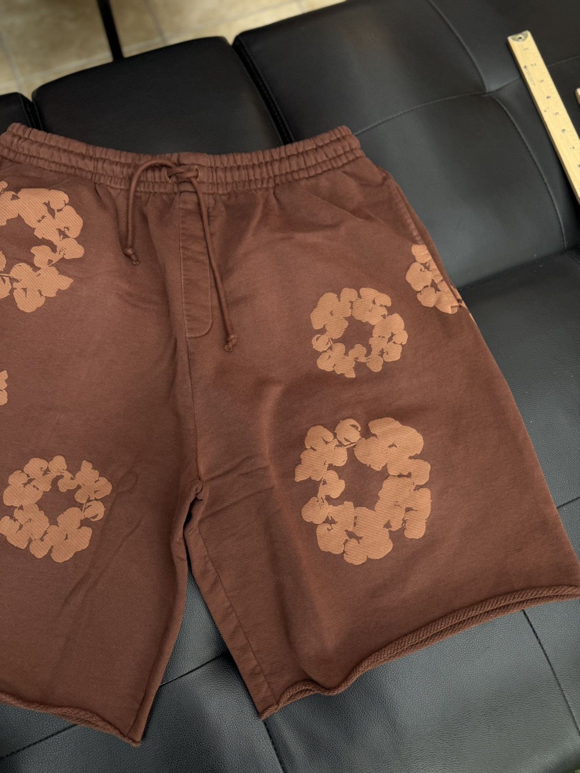 Denim Tears Cotton Wreath 2025 Shorts Brown L (NEW)