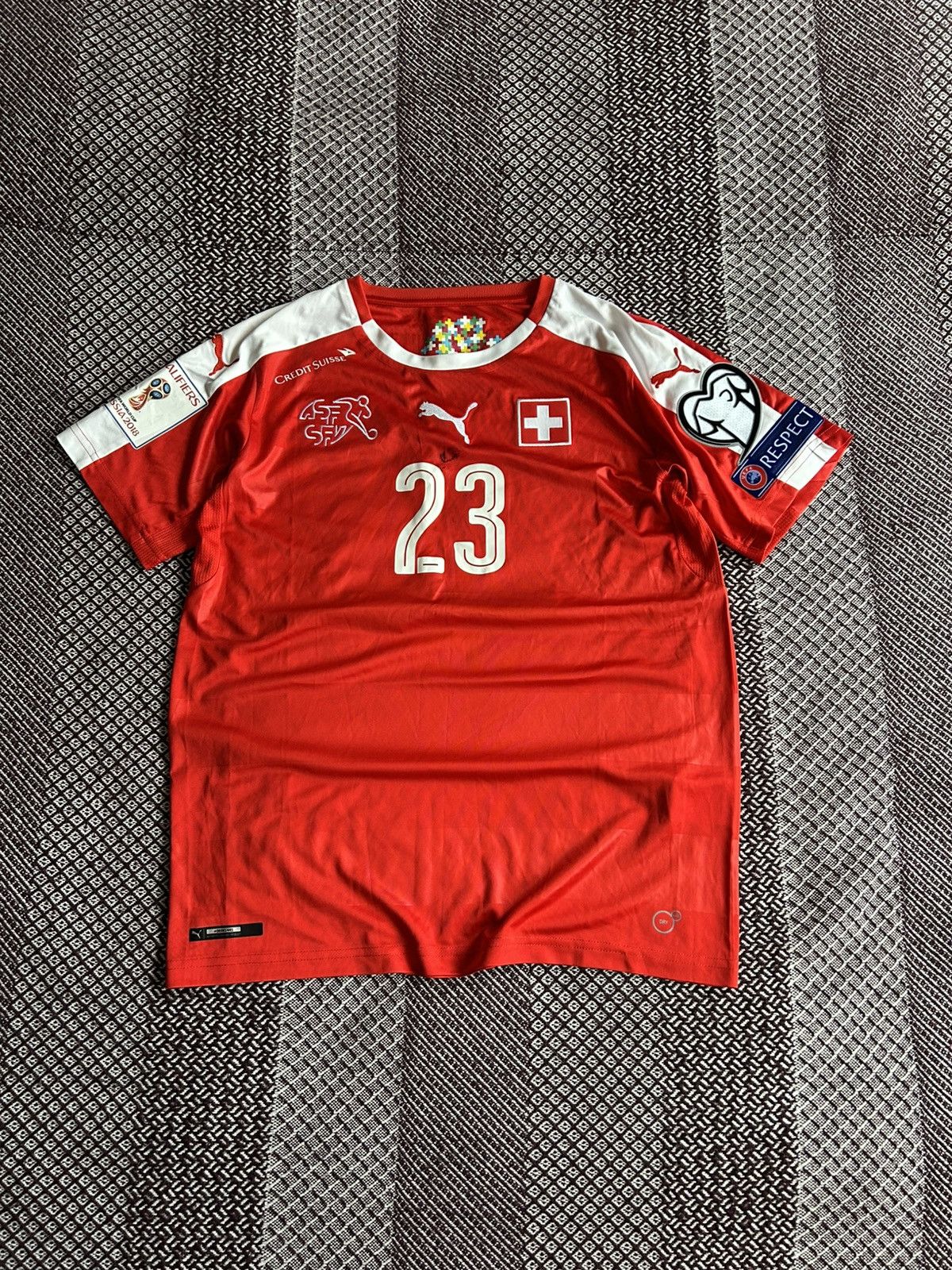 Puma Puma Suisse 23 Shaqiri Kids Football Jersey Rare T-Shirt Size US XS / EU 42 / 0 - 1 Thumbnail