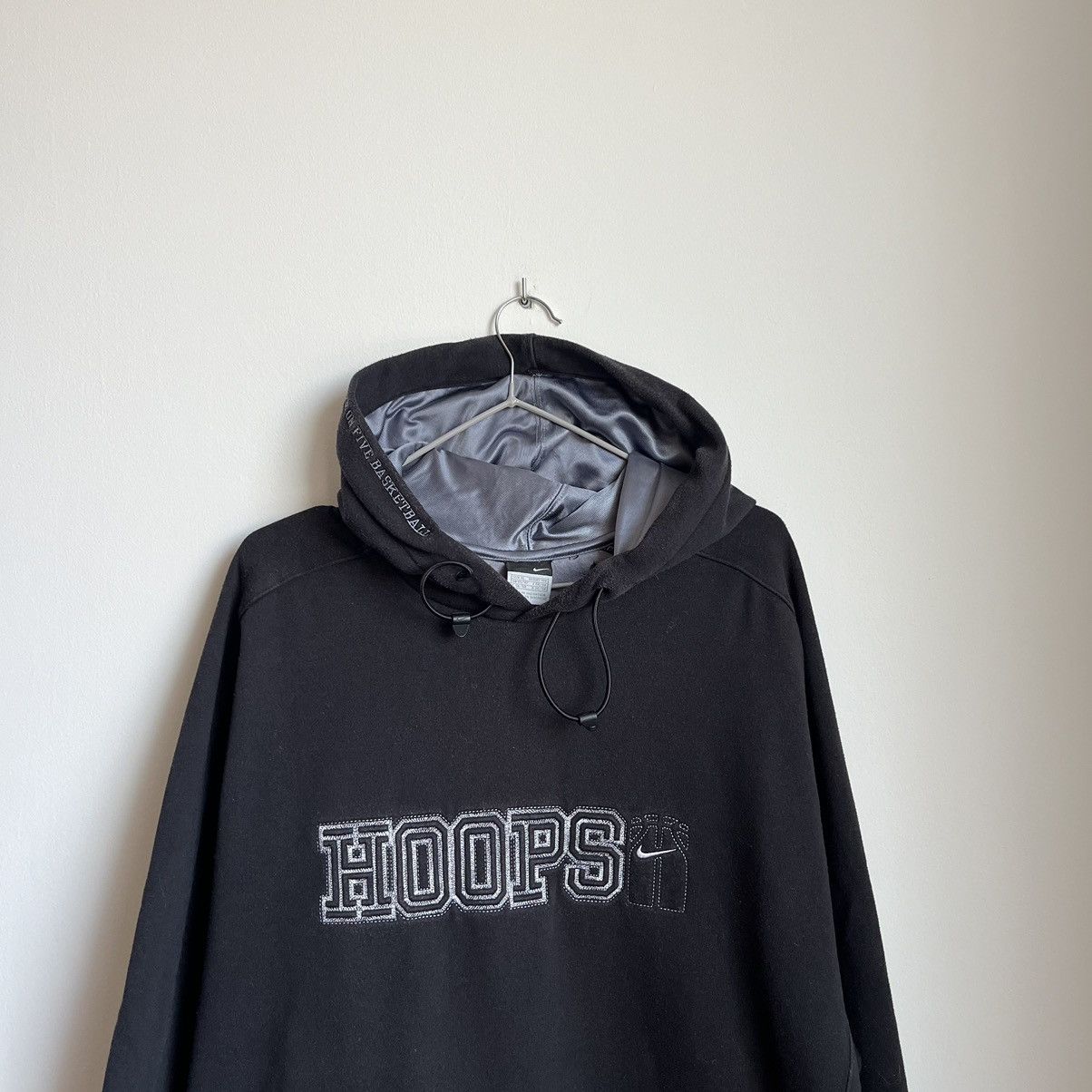 Vintage Vintage Y2K Nike Hoops Hoodie Size XL Size US XL / EU 56 / 4 - 2 Thumbnail