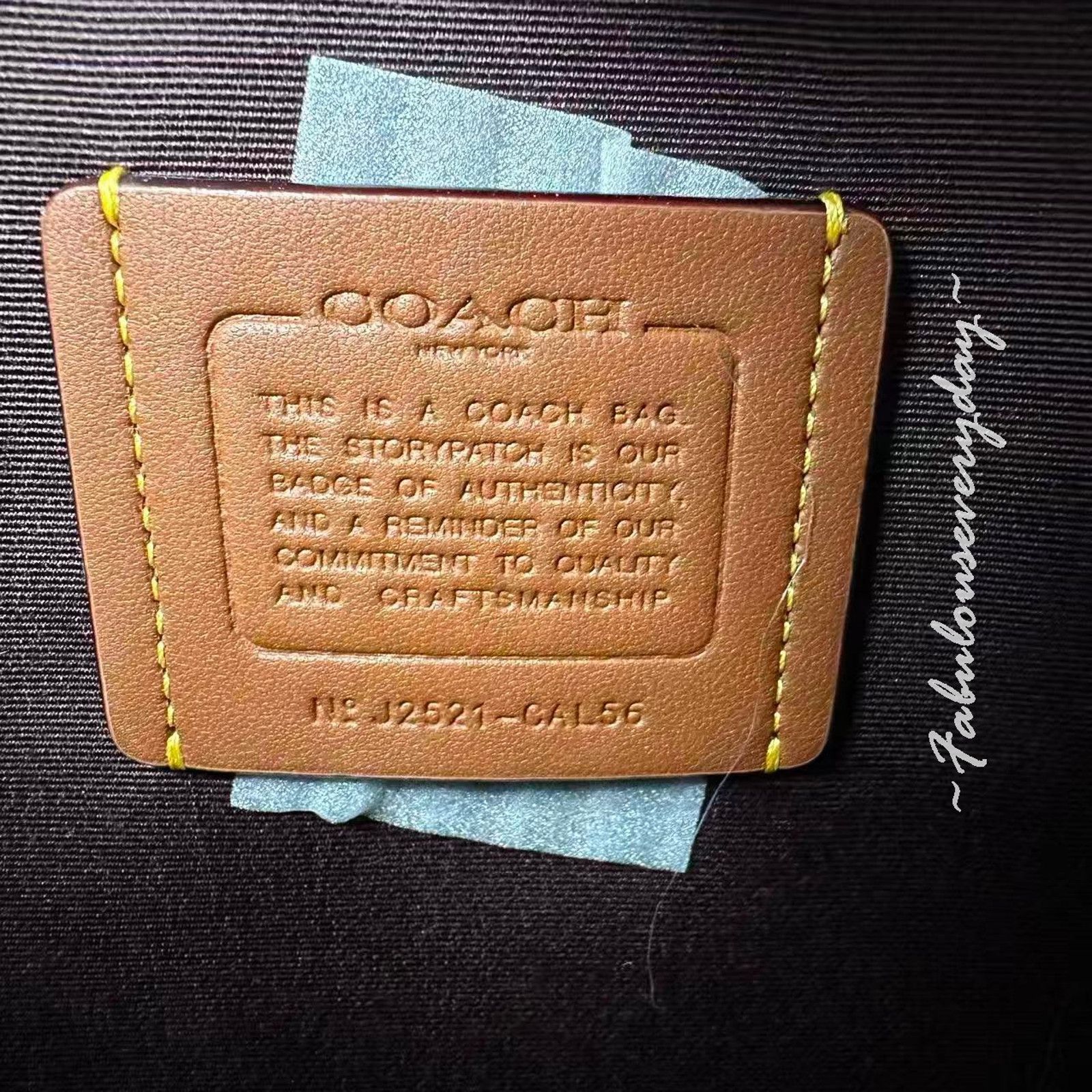 Coach Coach Savannah Carryall Bag Crossbody In Leather/Gold/Black Size ONE SIZE - 7 Thumbnail