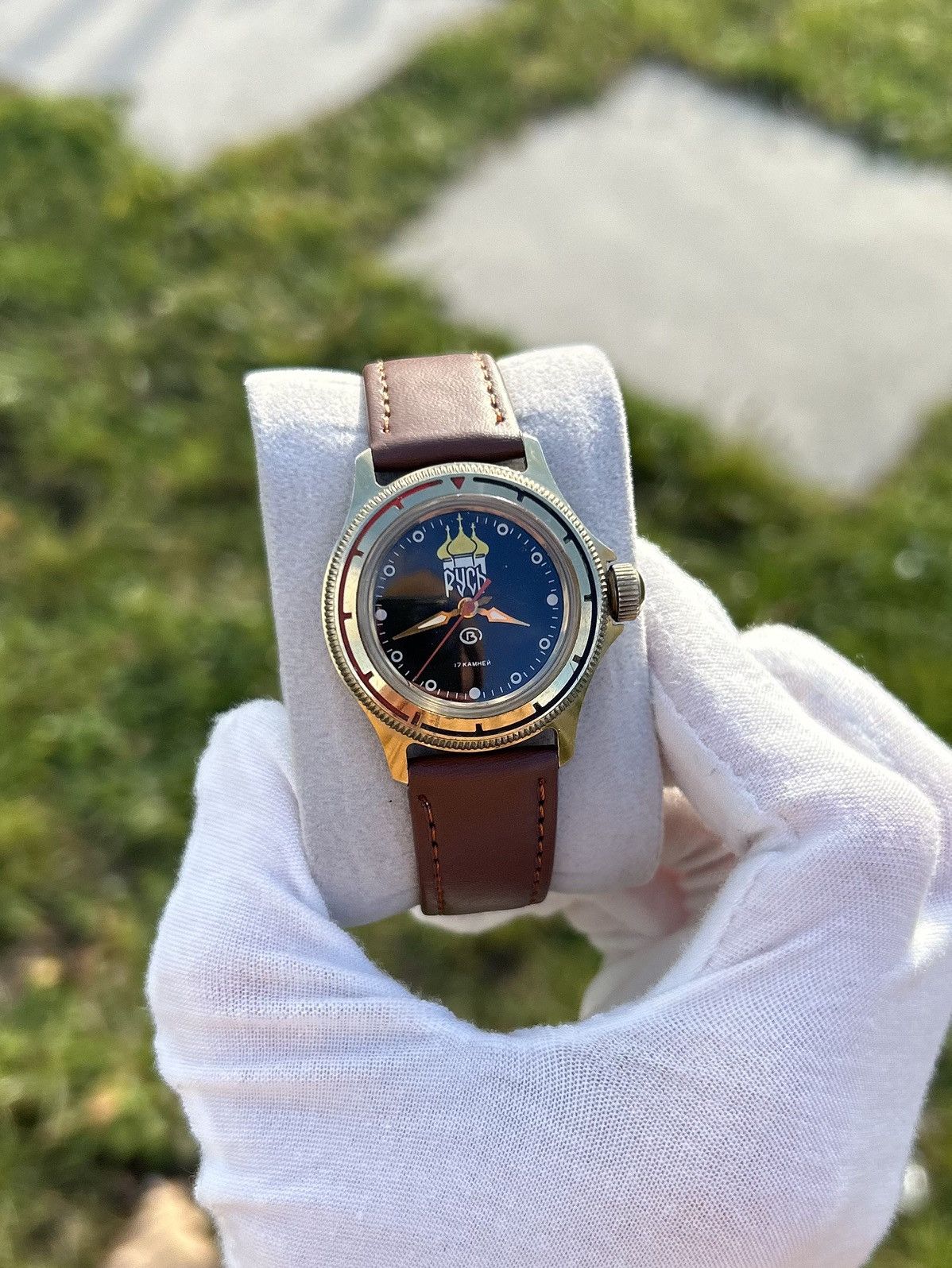 Vintage Vintage Vostok Watch USSR Soviet Mechanical Authentic 1980s Size ONE SIZE - 2 Thumbnail