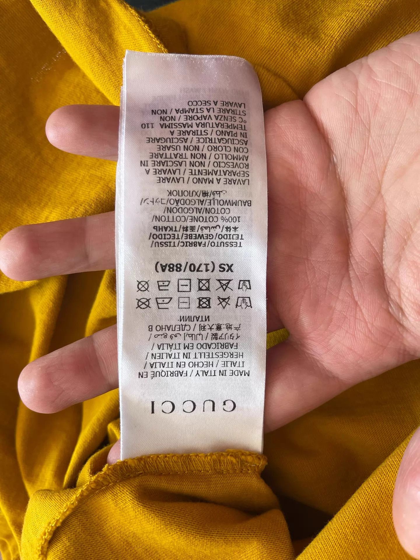 Gucci Gucci T-Shirt XS Fits L Like New Yellow Big Logo Cartoon Size US XS / EU 42 / 0 - 5 Thumbnail