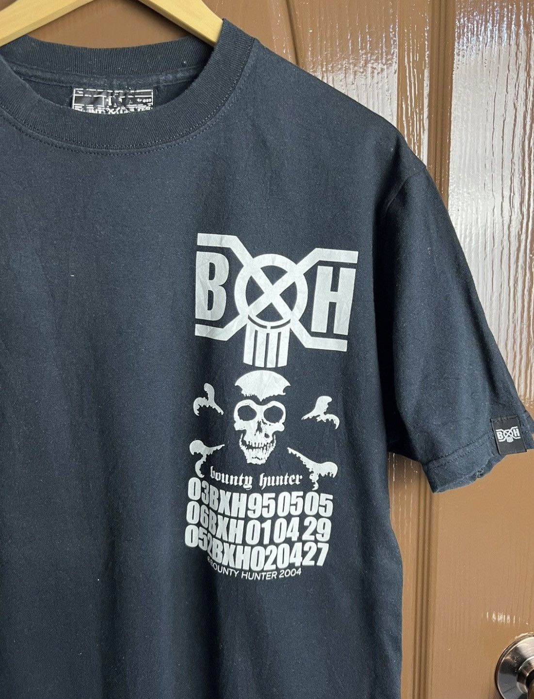 Bounty Hunter 🔥Rare Vintage 2004 Bounty Hunter Big Print Tees Size US M / EU 48-50 / 2 - 5 Thumbnail