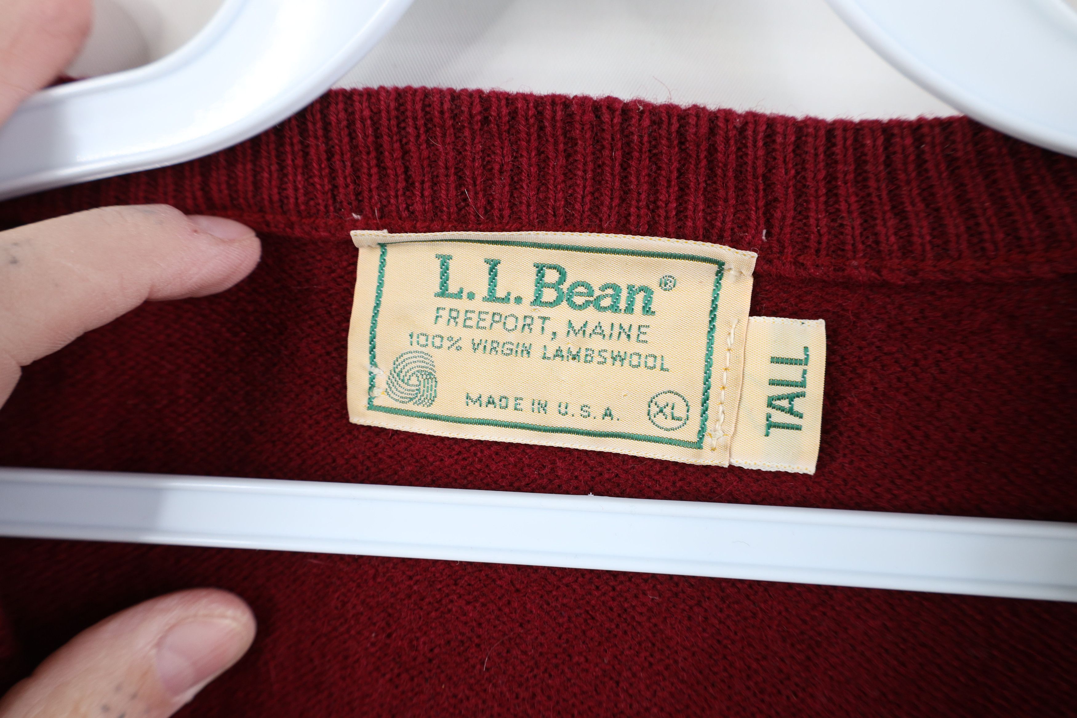 L.L. Bean Vintage 70s LL Bean Lambswool Knit V-Neck Sweater Red USA Size US XL / EU 56 / 4 - 6 Thumbnail