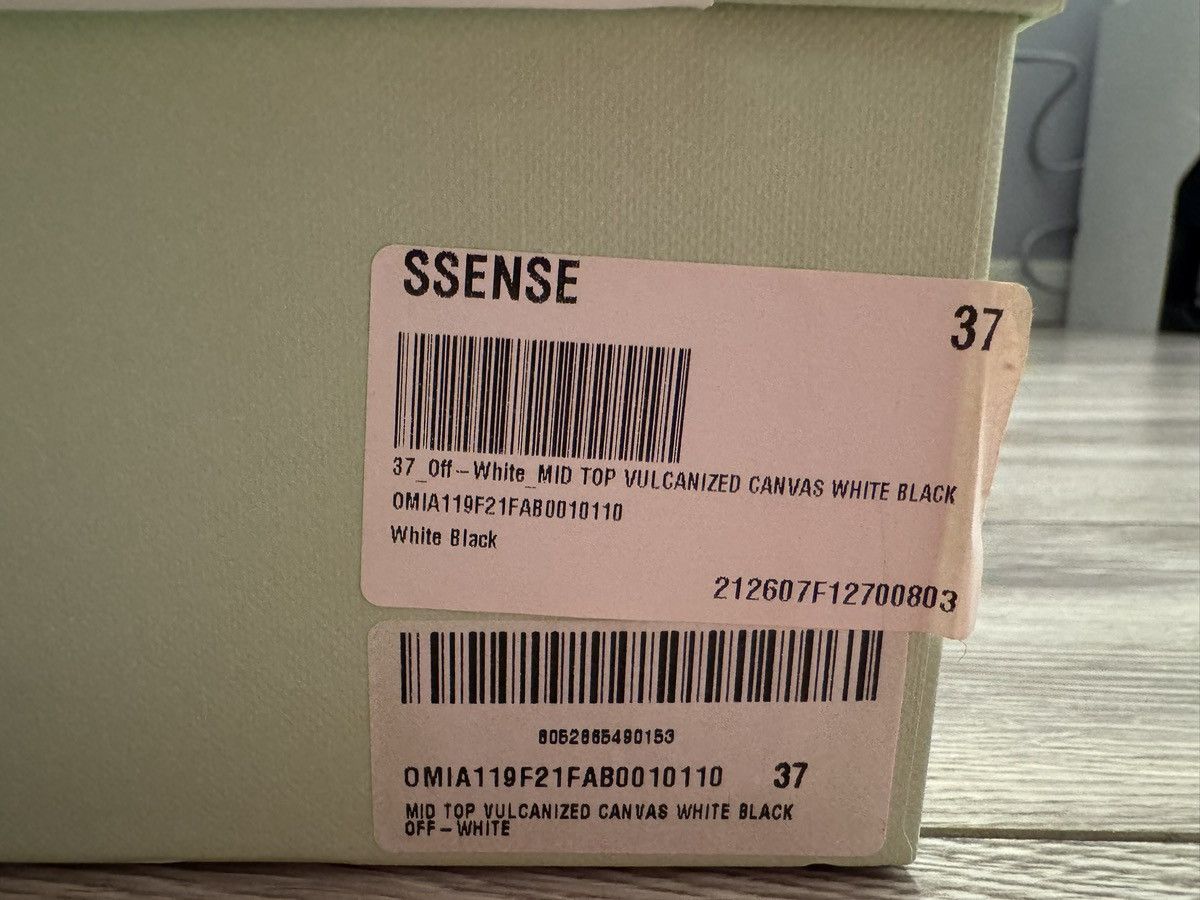 Off-White OFF-WHITE Mid Vulcanized Canvas Arrow Sneakers Size US 7 / IT 37 - 13 Thumbnail