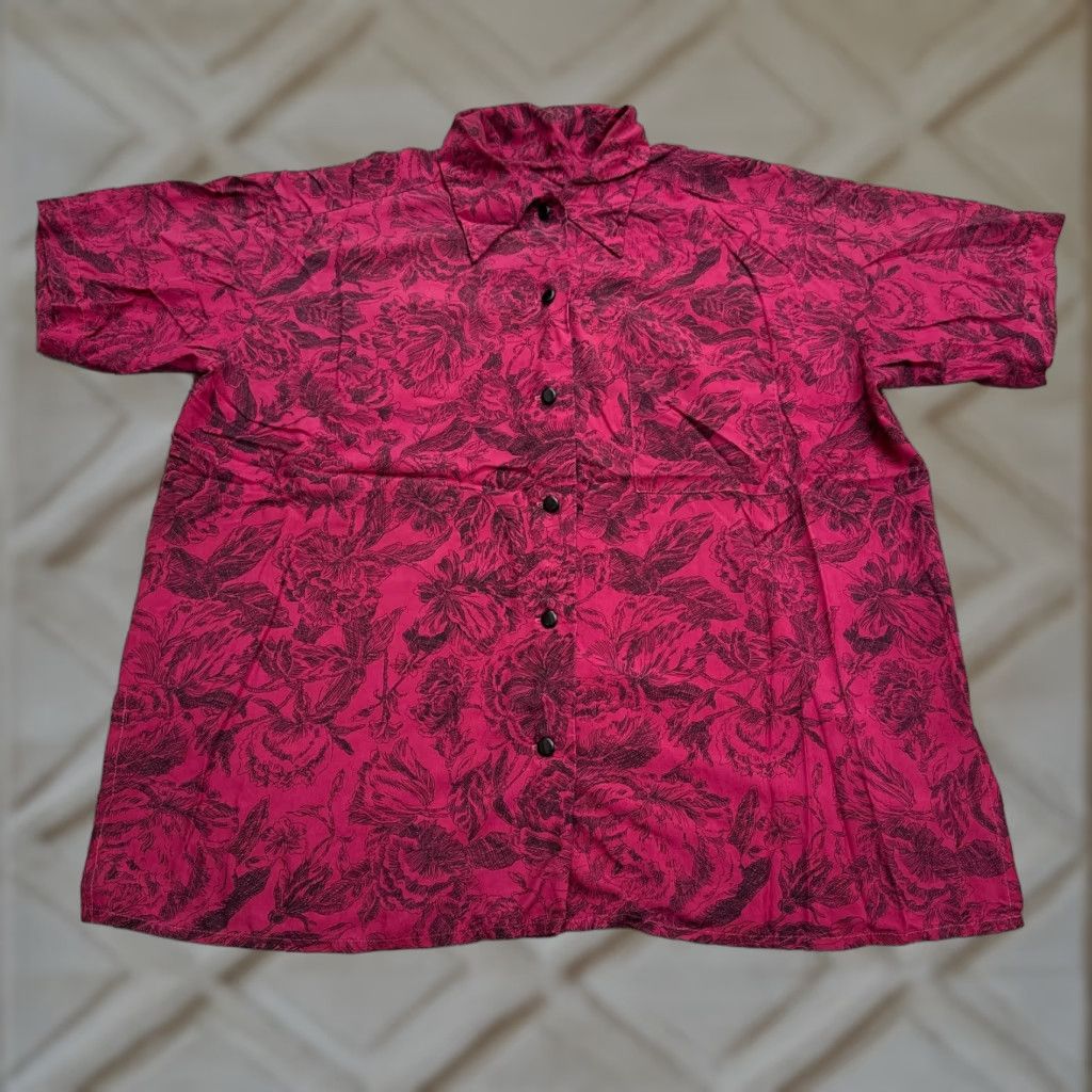 Vintage Unbranded Button-Down Floral Shirt Mens XL Red Short Sleeve Casual Summer Tropical Bohemian Hawaiian Flower Regular Mens Red Shirt Size US XL / EU 56 / 4 - 1 Thumbnail