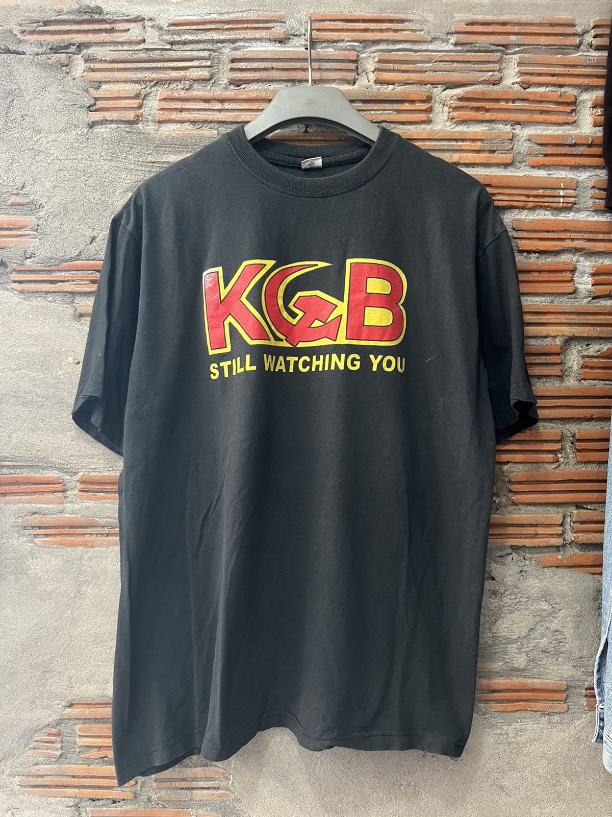 Vintage Vintage KGB Still Watching You 00’s Parody Tshirt Size US XXL / EU 58 / 5 - 2 Thumbnail