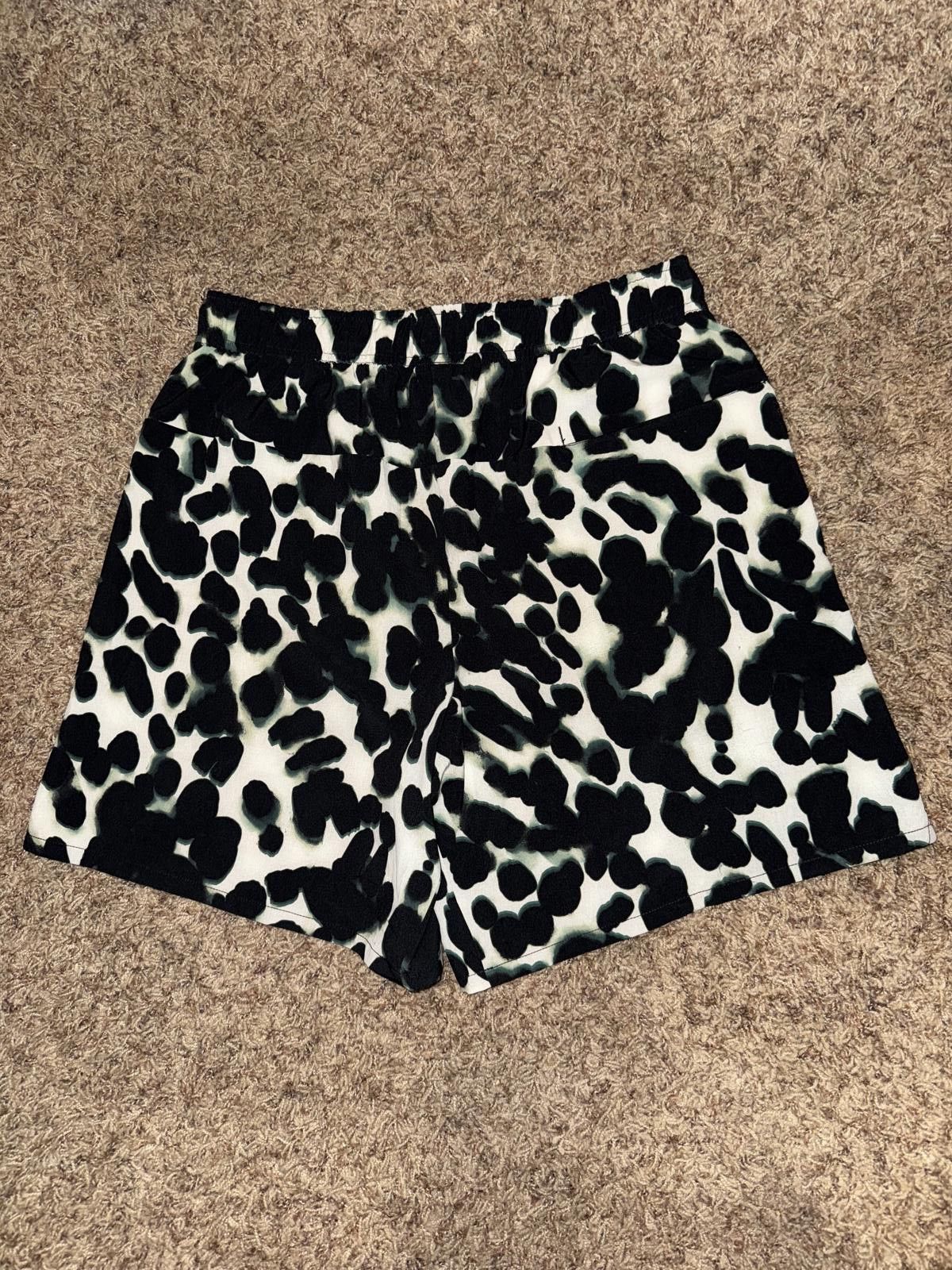 Nike Nike Unlimited Studio '72 Men's Dri-FIT 7" Unlined Versatile Shorts Sample Size US 32 / EU 48 - 8 Thumbnail