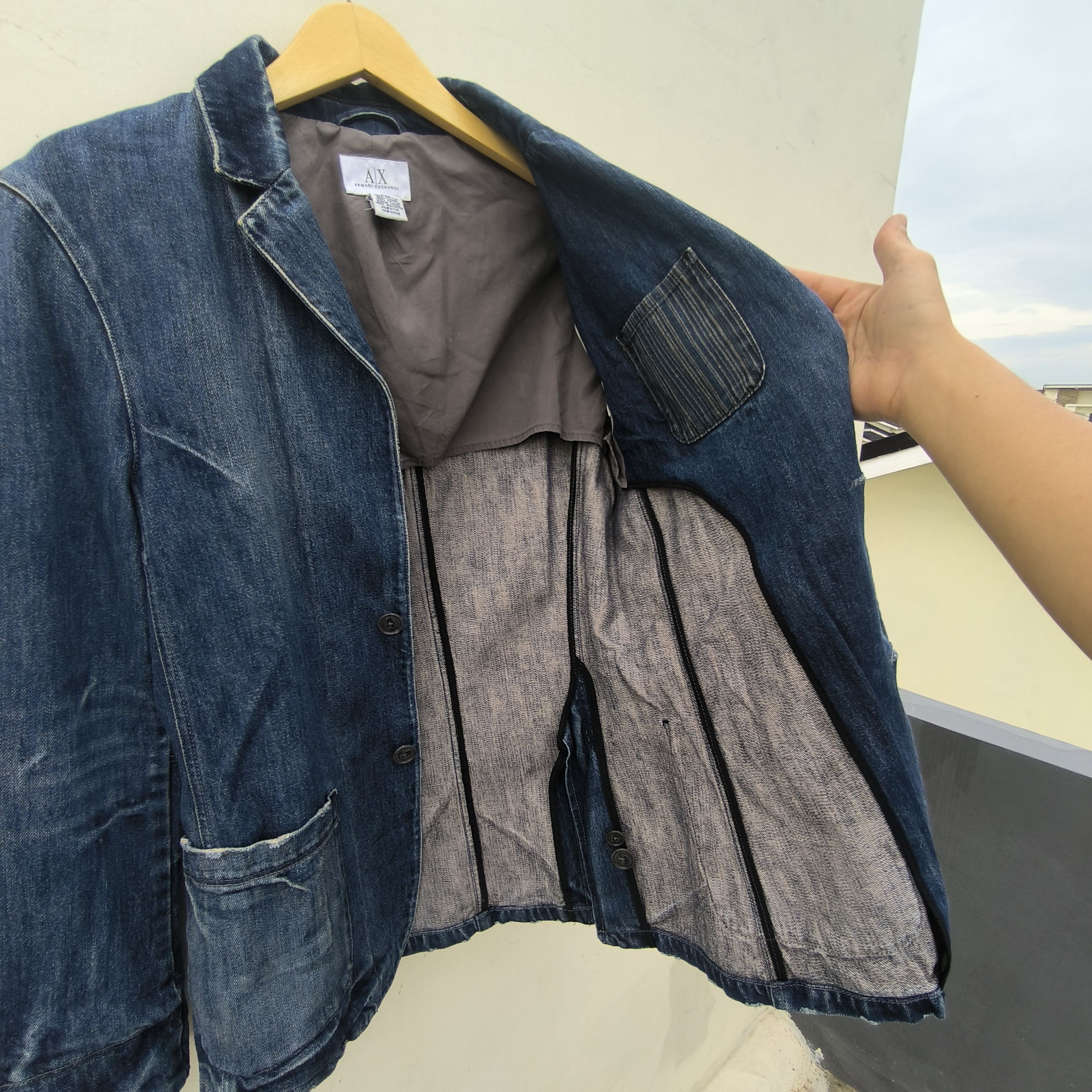 Armani Exchange Vtg denim jacket armani exchange Size US S / EU 44-46 / 1 - 6 Thumbnail