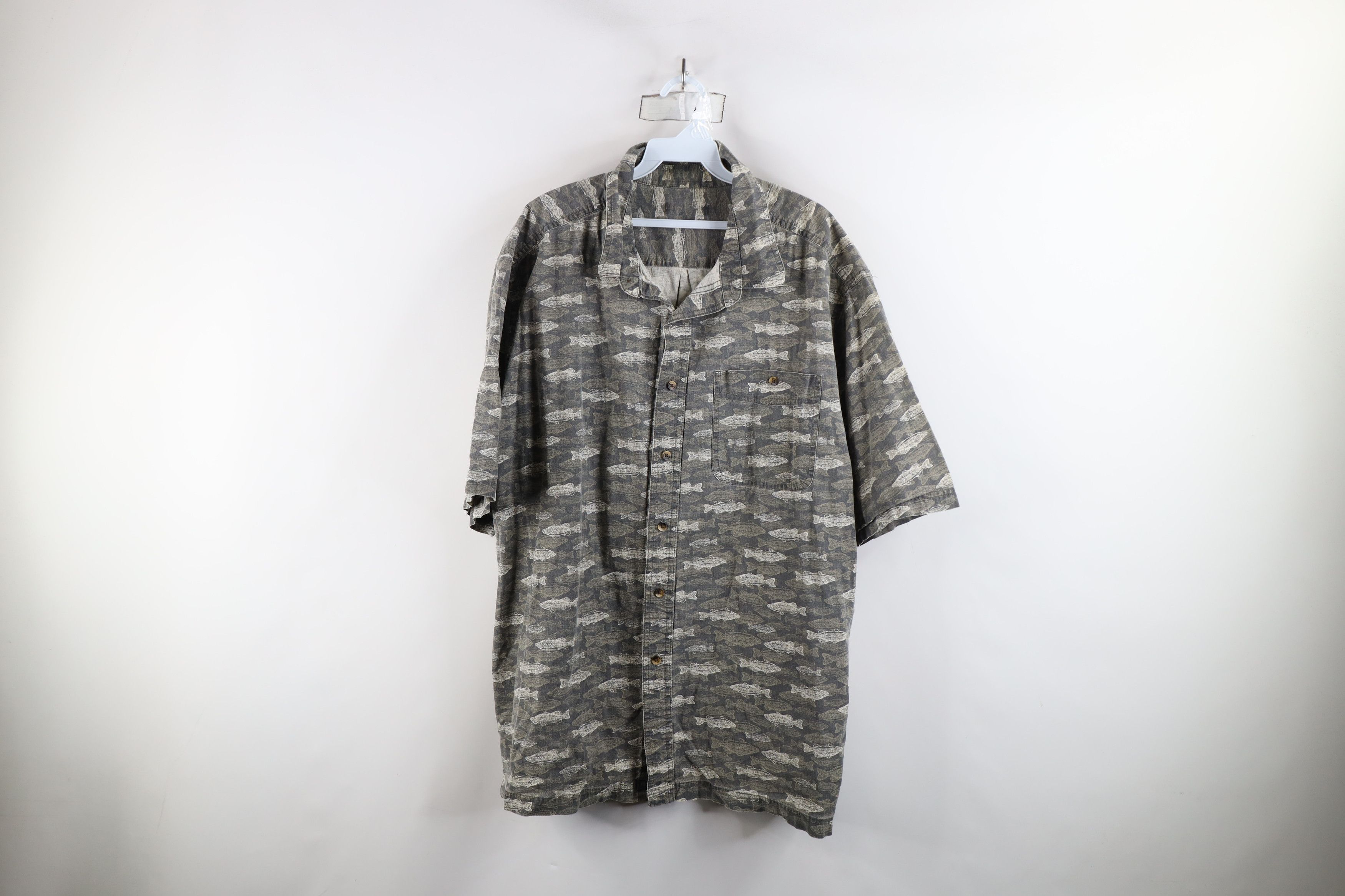 Vintage Vintage Streetwear Fish All Over Print Collared Button Shirt Size US XXL / EU 58 / 5 - 1 Thumbnail