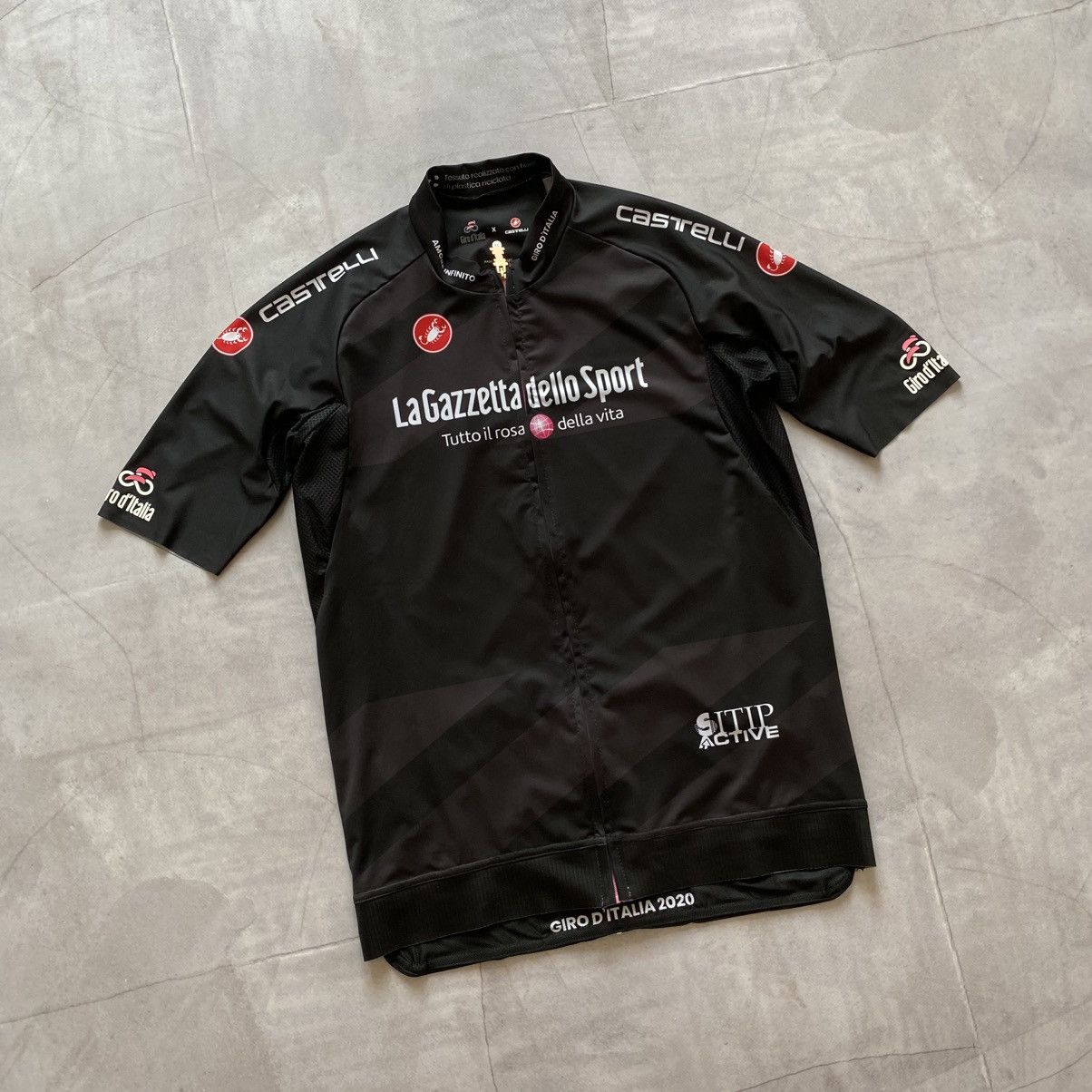 GOREWEAR Castelli Giro D’Italia SITIP Amore Infinito Cycling Jersey Size US XL / EU 56 / 4 - 1 Thumbnail