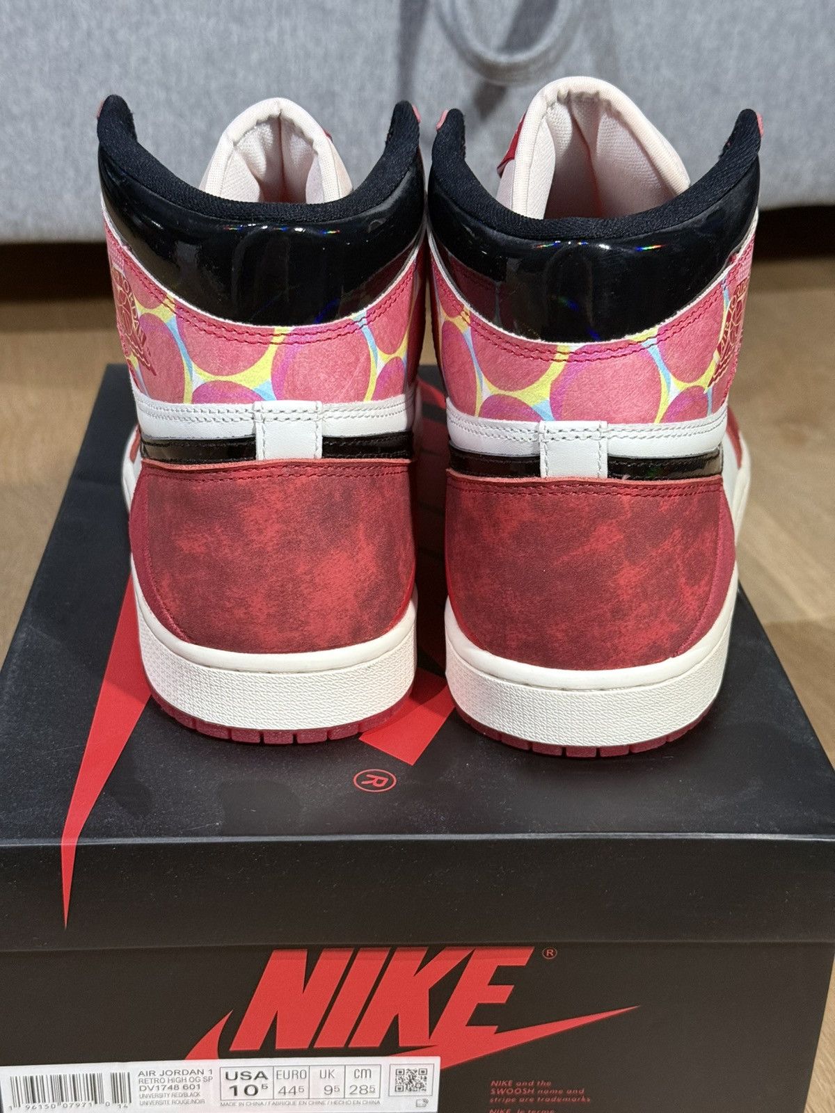 Jordan Brand Jordan 1 high og across the spiderverse Size US 10.5 / EU 43-44 - 5 Thumbnail